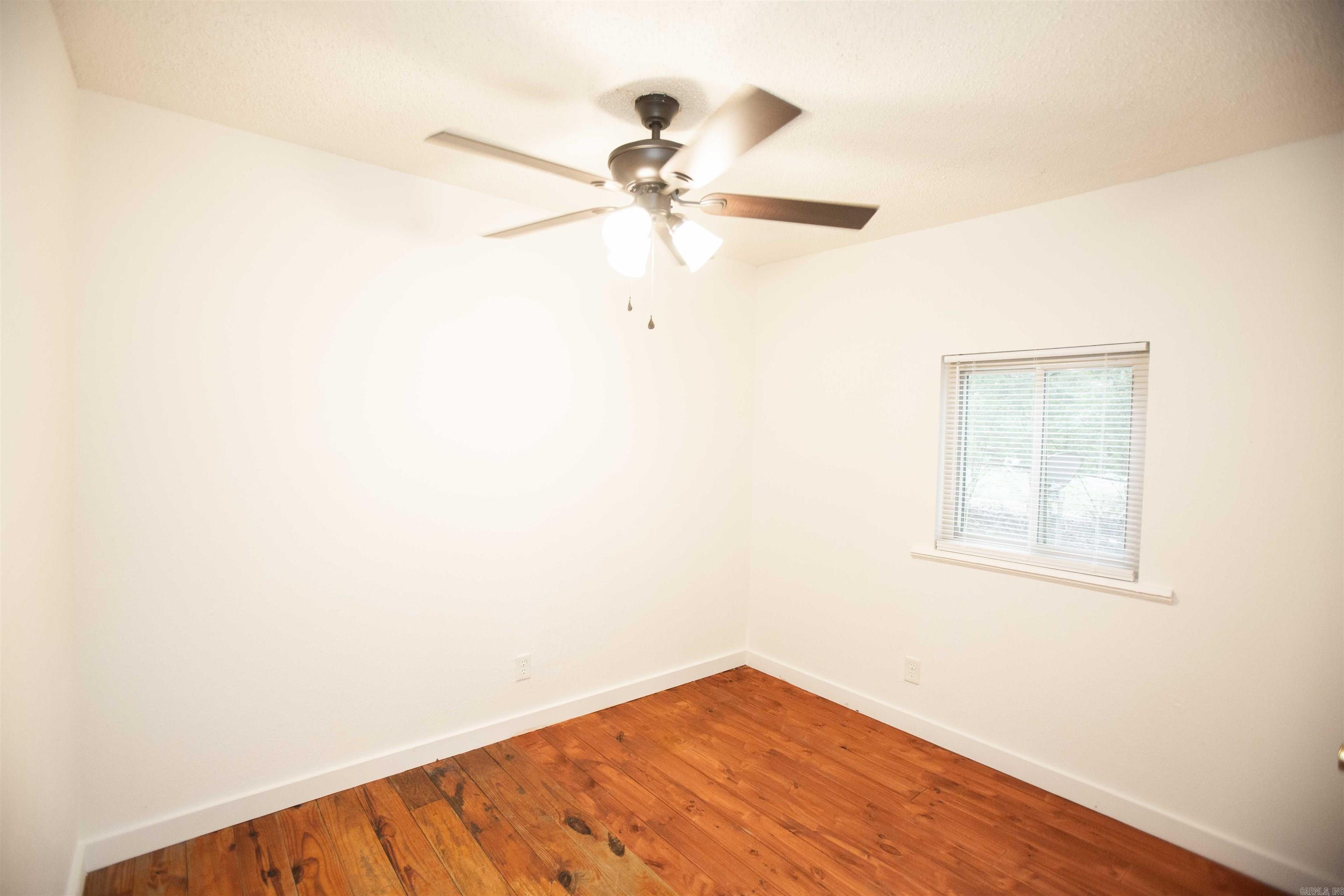 3N-11-28 - Residential Lease