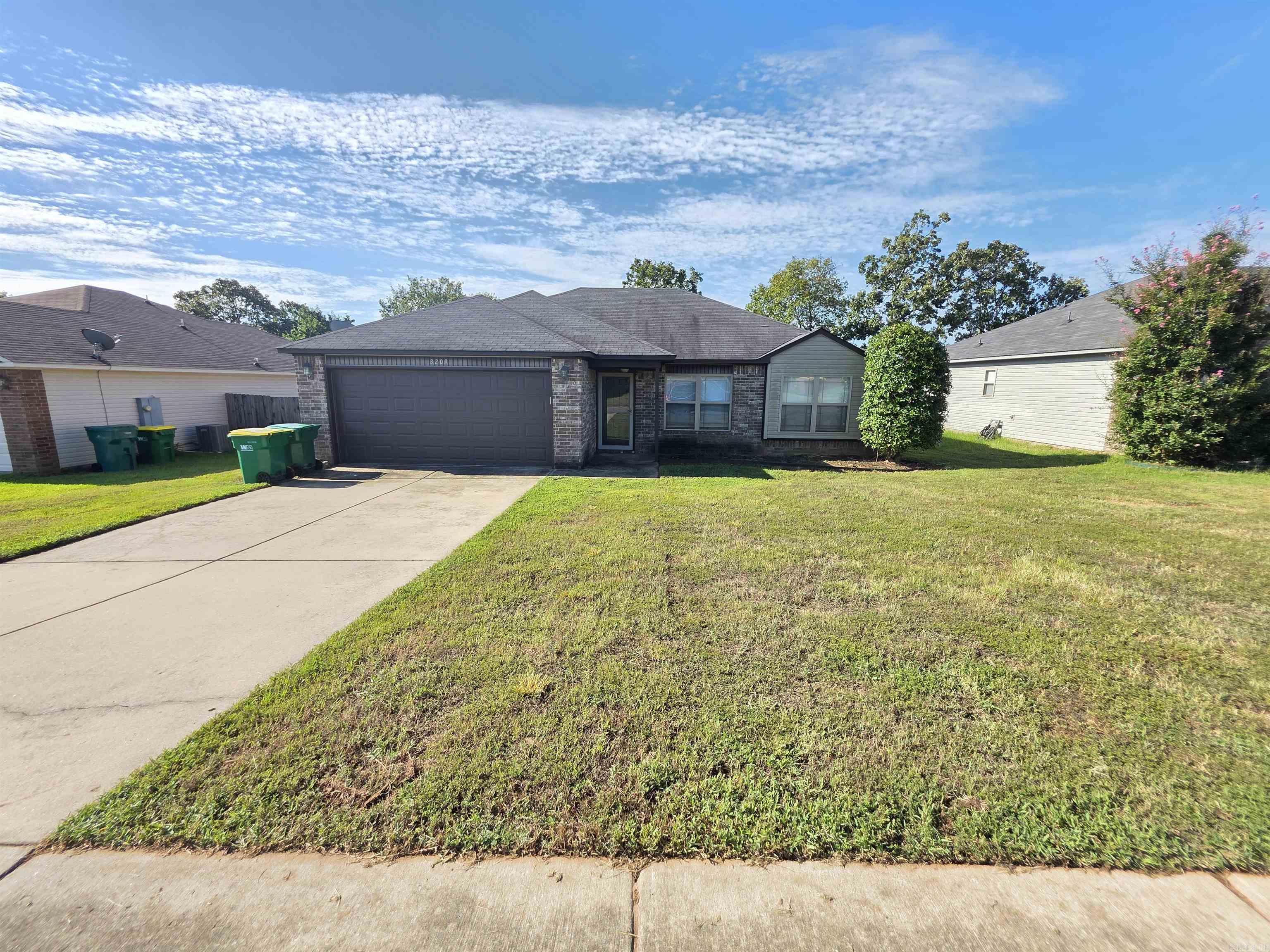 Beautiful 3BD/2BA home tucked back in the quiet Sherwood area. Large fully fenced yard with a privacy fence. Master bedroom has a walk-in-closet, and the master bath has a stand-alone shower and a soaking tub that is perfect for relaxing in. All appliances included. This home also comes with solar panels that on average make your electric bill $100 less monthly!! This property is managed by Hoffman Team so beware of scammers - we will never ask you to Cashapp us money. The lease for this property is for 18 months to 2 years with a 3% increase after the first year. Income must be 3x the amount of rent. Deposit, first month’s rent, and the $50 administration fee due before move in. This property does not accept section 8. MOVE IN SPECIAL. Half of 1st months rent!