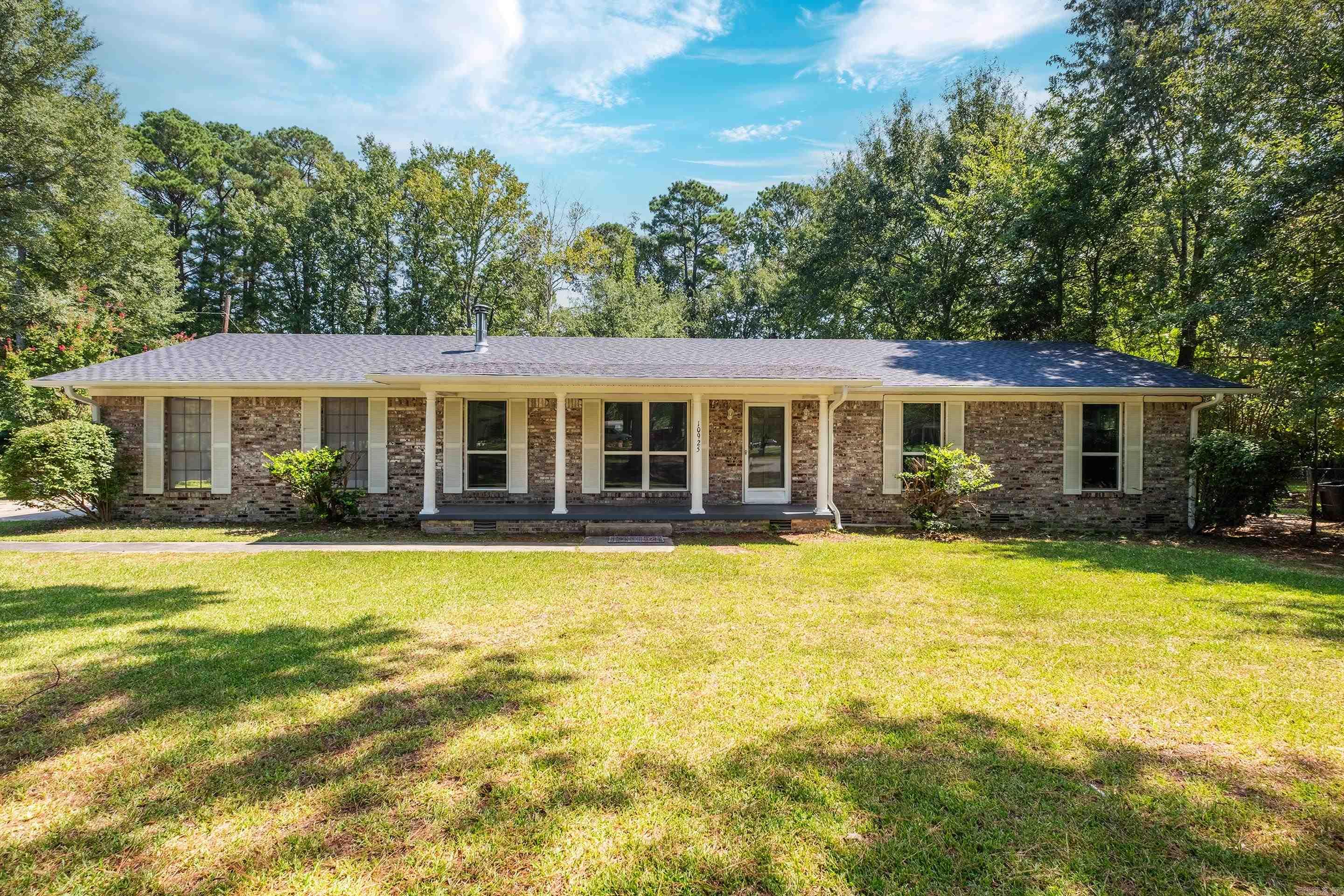 This 3-bedroom, 2-bath home is situated on a generous 0.46-acre lot, offering plenty of space in both the front and back yards. Whether you're a first-time homebuyer or looking for a place to grow your family. New Roof, New Gutters, New Dishwasher and Refrigerator, Fresh Painted, New Windows, New Toilets and New Flooring installed. There's also a storage building with electricity which is perfect for a workshop or additional storage needs. This home is turn key ready.