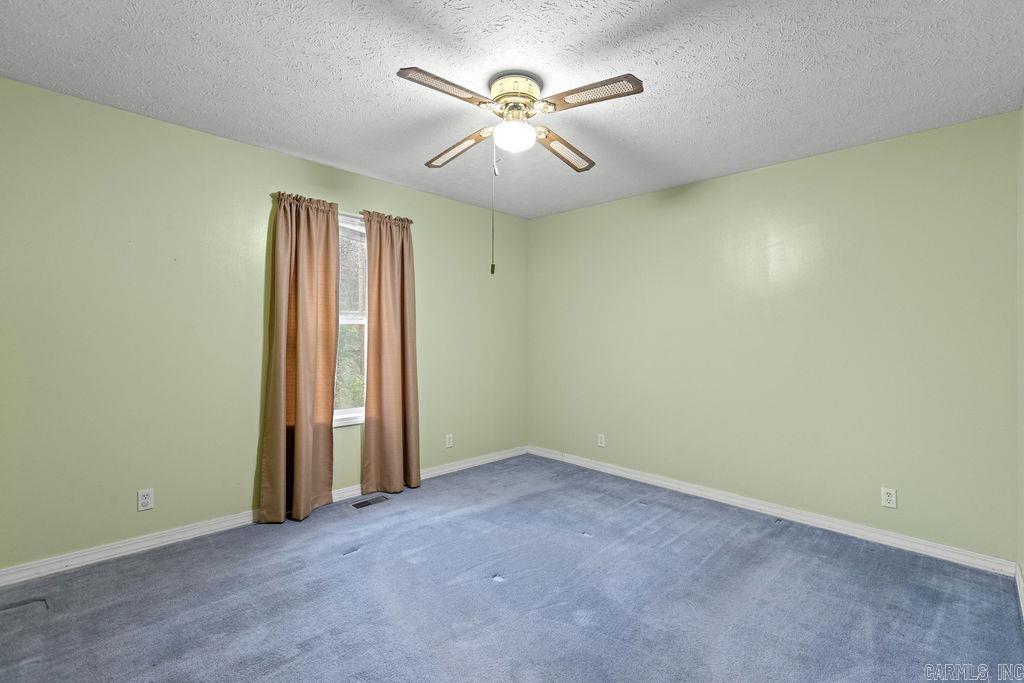 HOLIDAY ESTATES - Residential