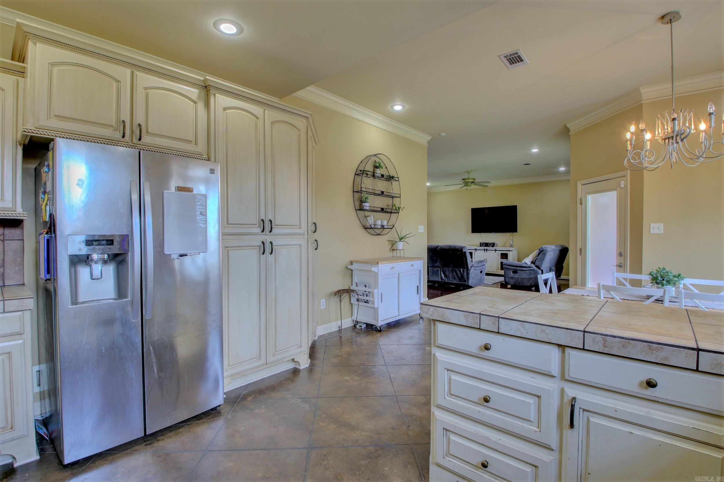 BASE MEADOWS ADDN - Residential