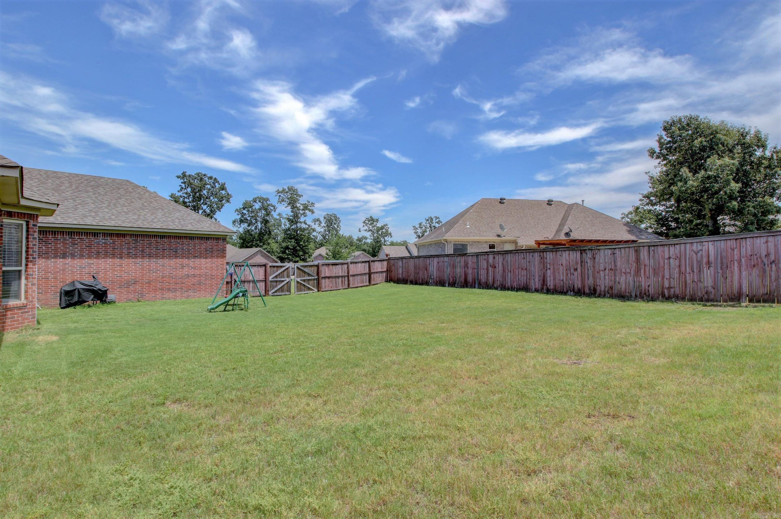 BASE MEADOWS ADDN - Residential