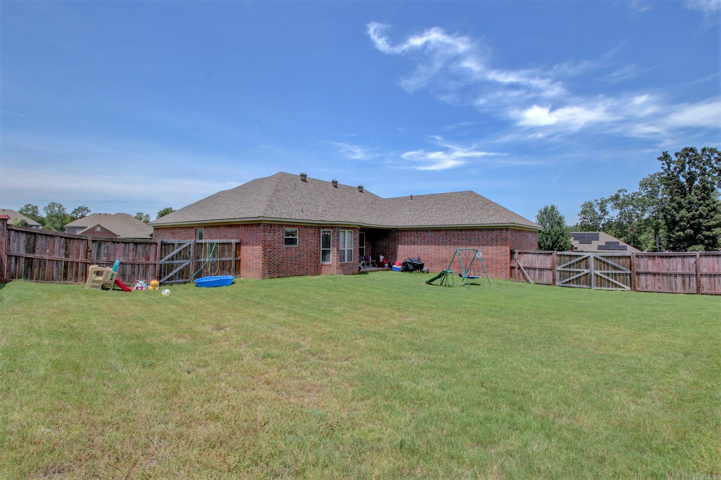 BASE MEADOWS ADDN - Residential