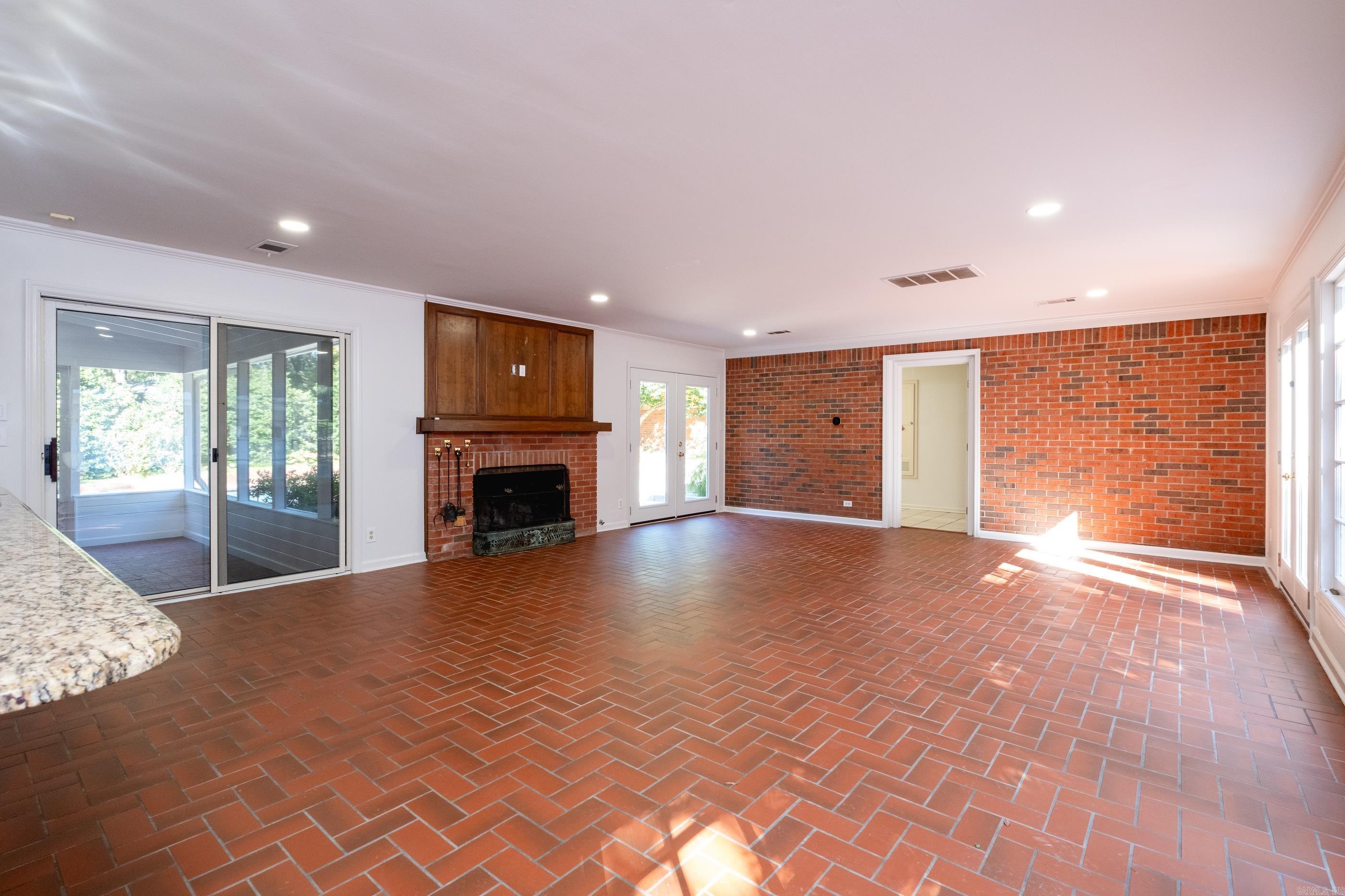 PLEASANT VALLEY - Residential