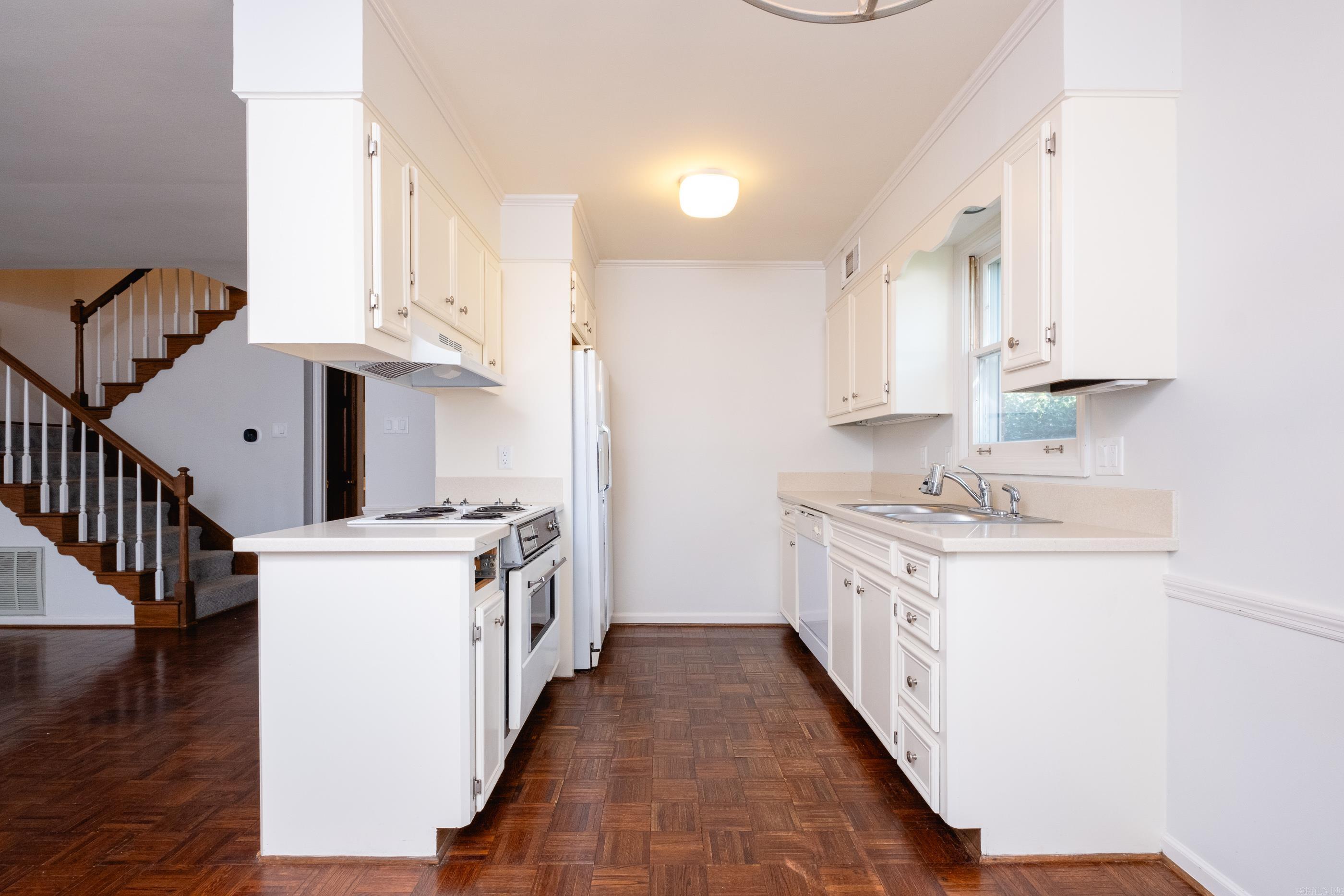 PLEASANT VALLEY - Residential