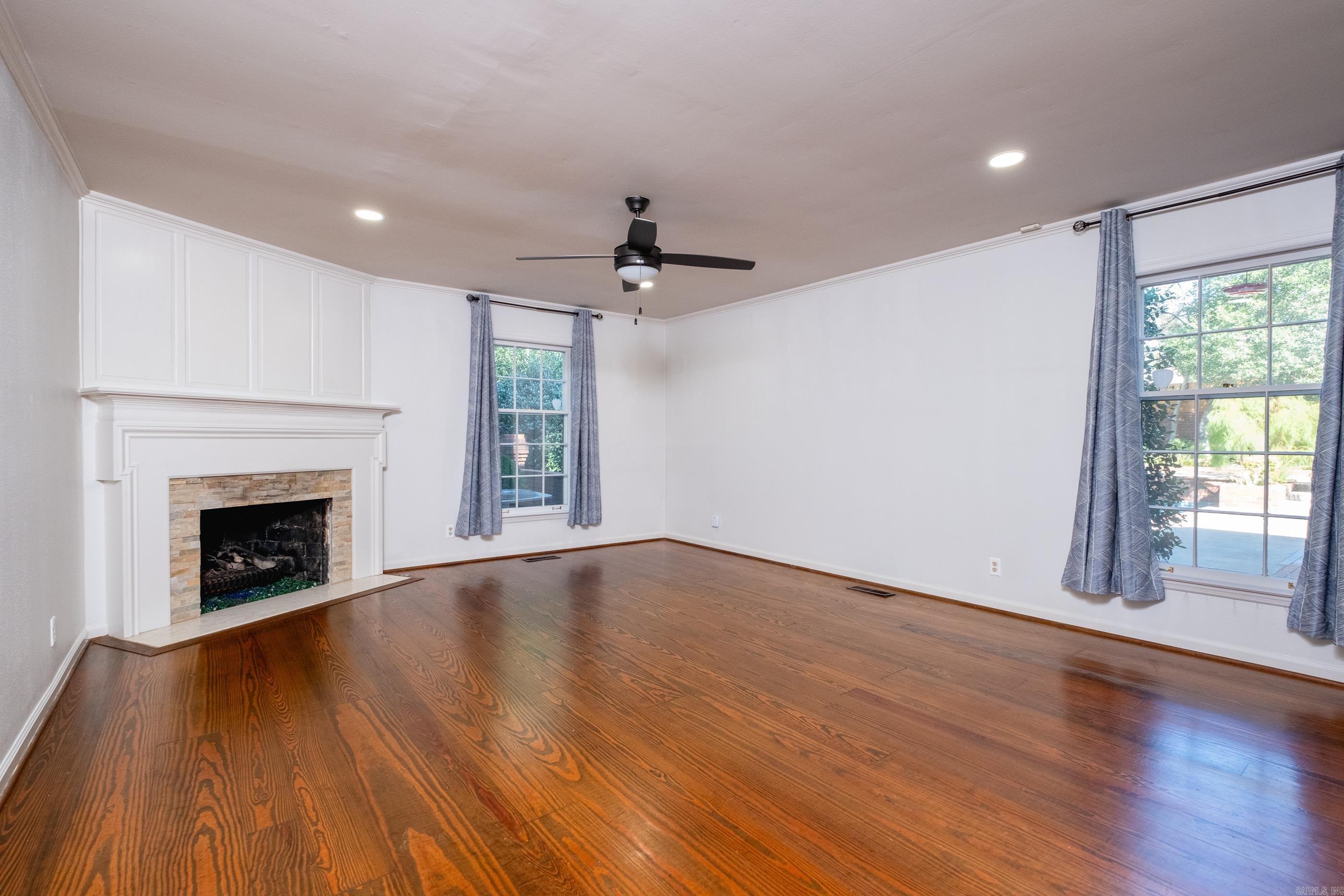 PLEASANT VALLEY - Residential