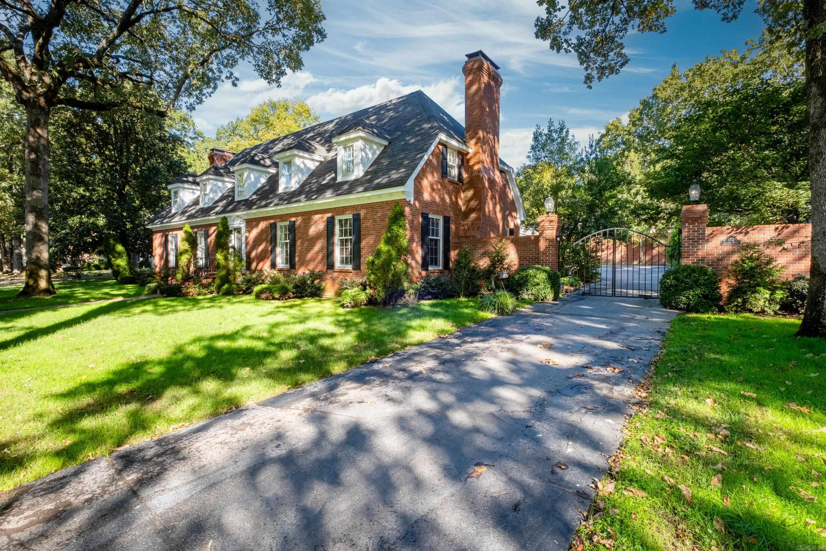 PLEASANT VALLEY - Residential