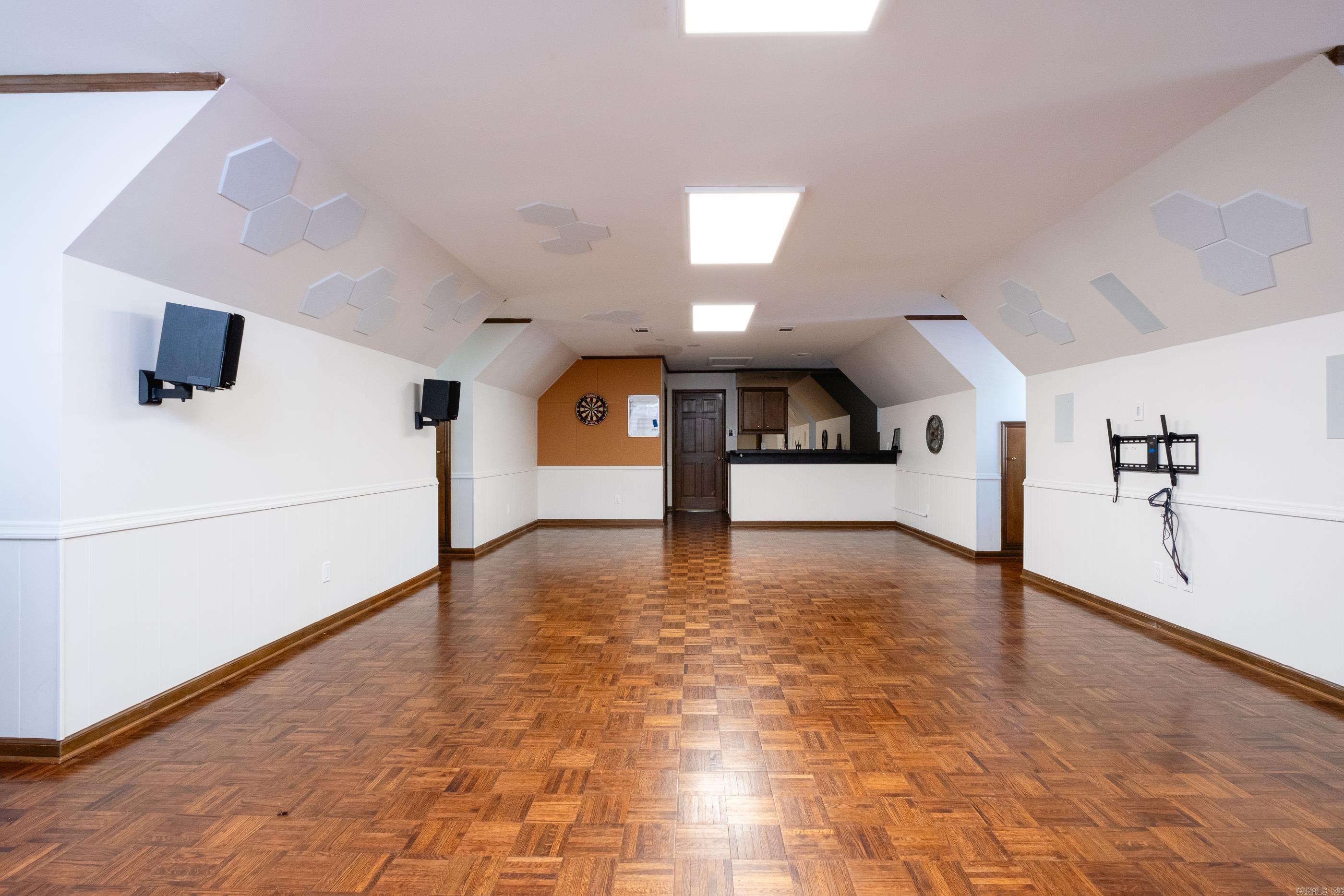 PLEASANT VALLEY - Residential