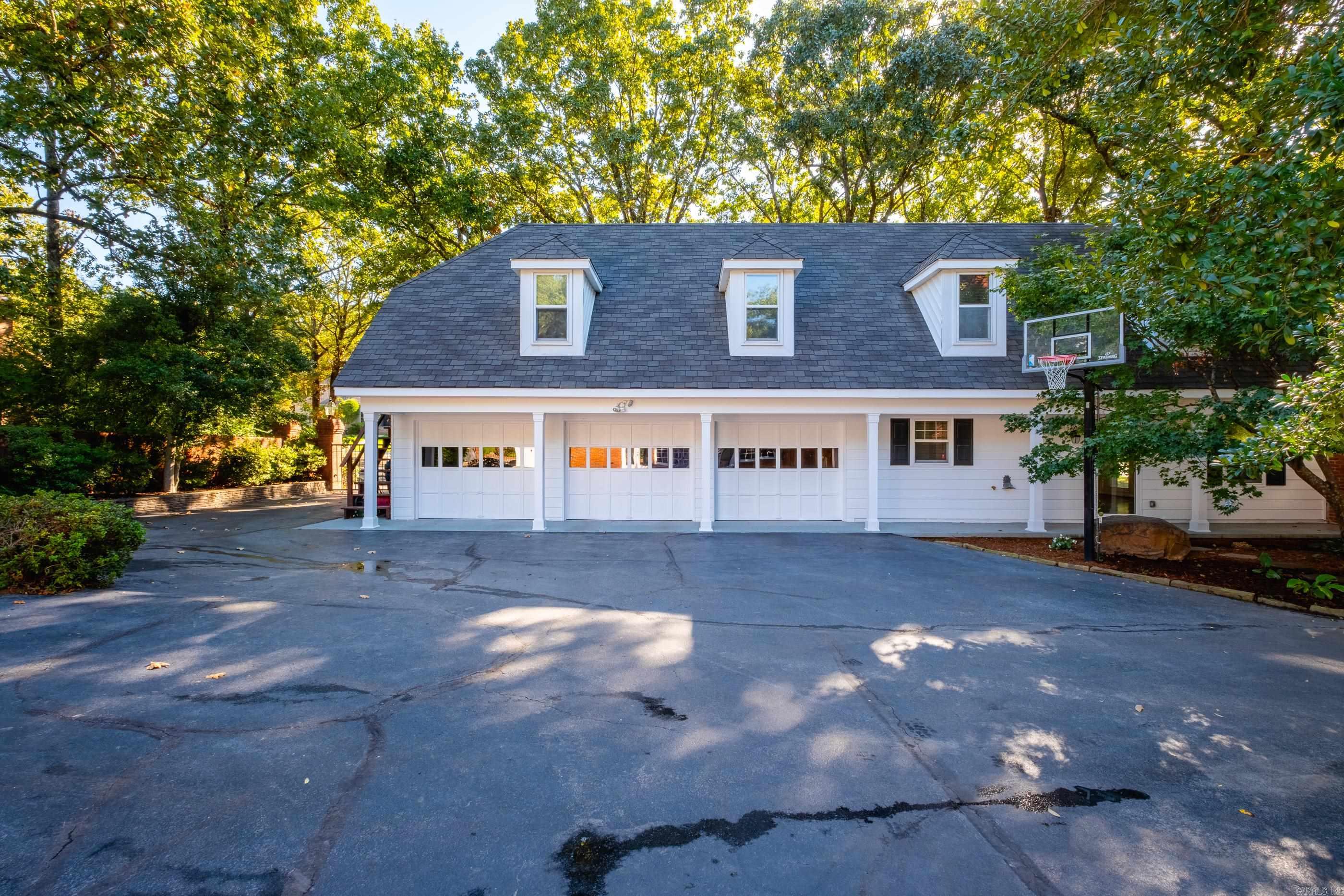 PLEASANT VALLEY - Residential