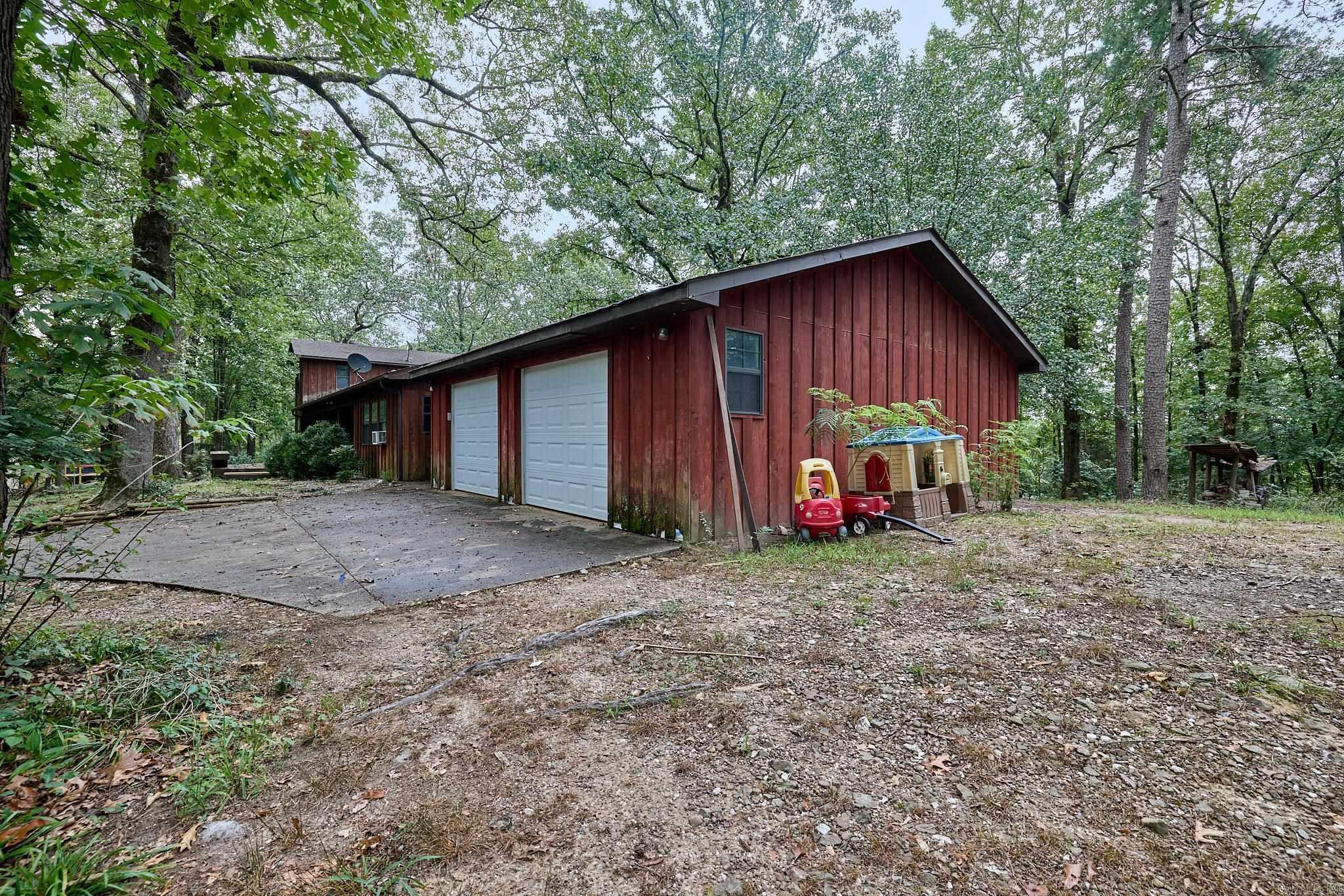 Metes & Bounds - Residential