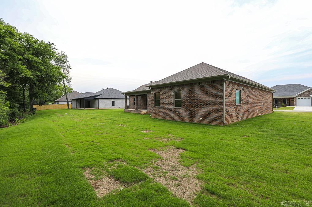 OLDE SALEM TOWNSHIP - Residential