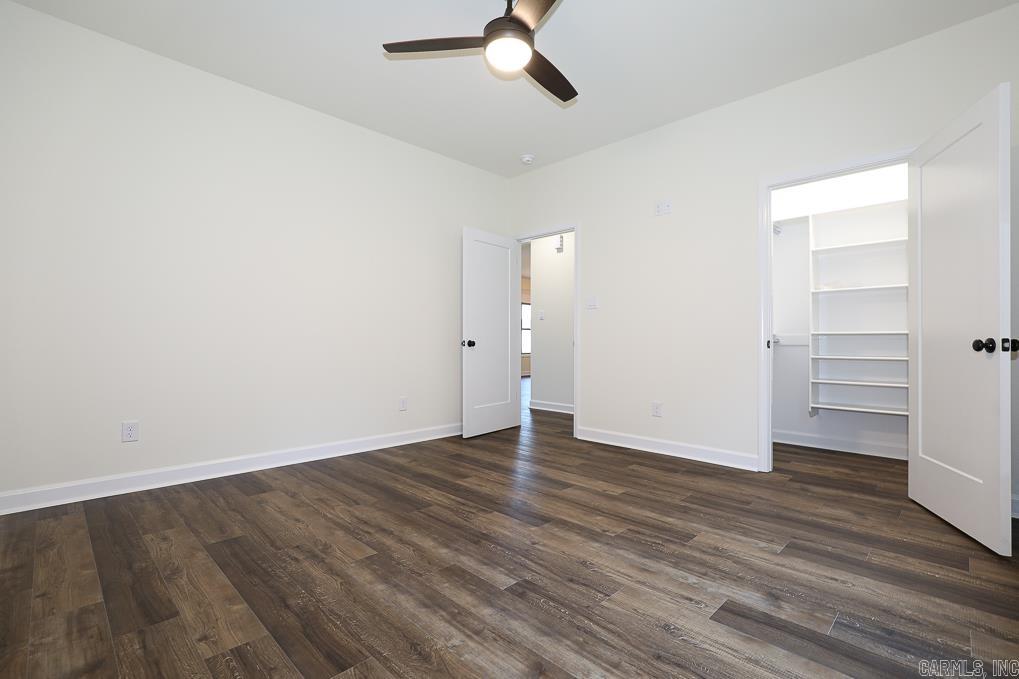 OLDE SALEM TOWNSHIP - Residential