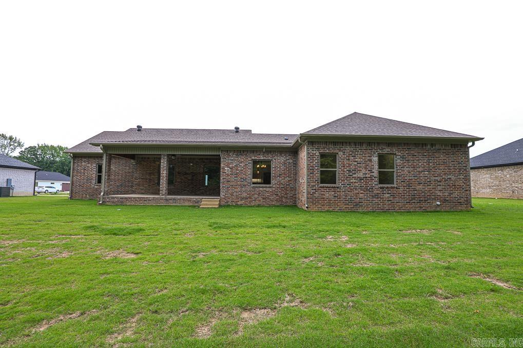 OLDE SALEM TOWNSHIP - Residential