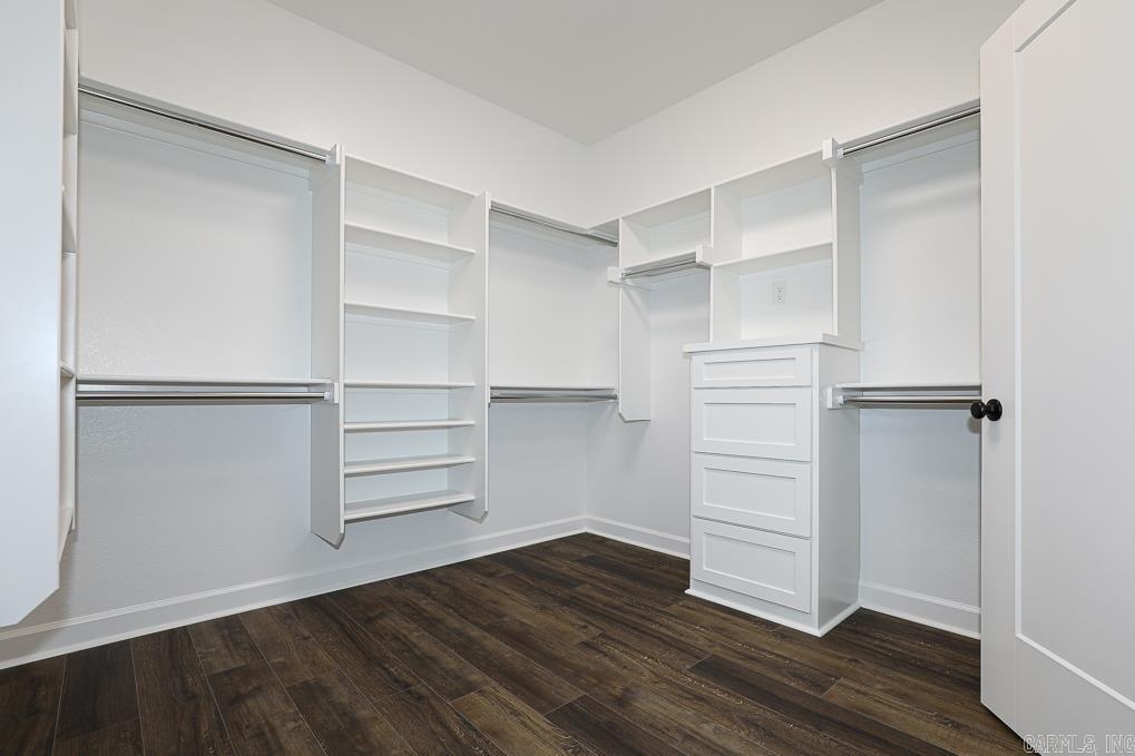 OLDE SALEM TOWNSHIP - Residential