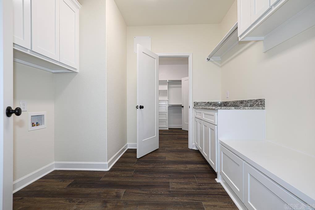 OLDE SALEM TOWNSHIP - Residential