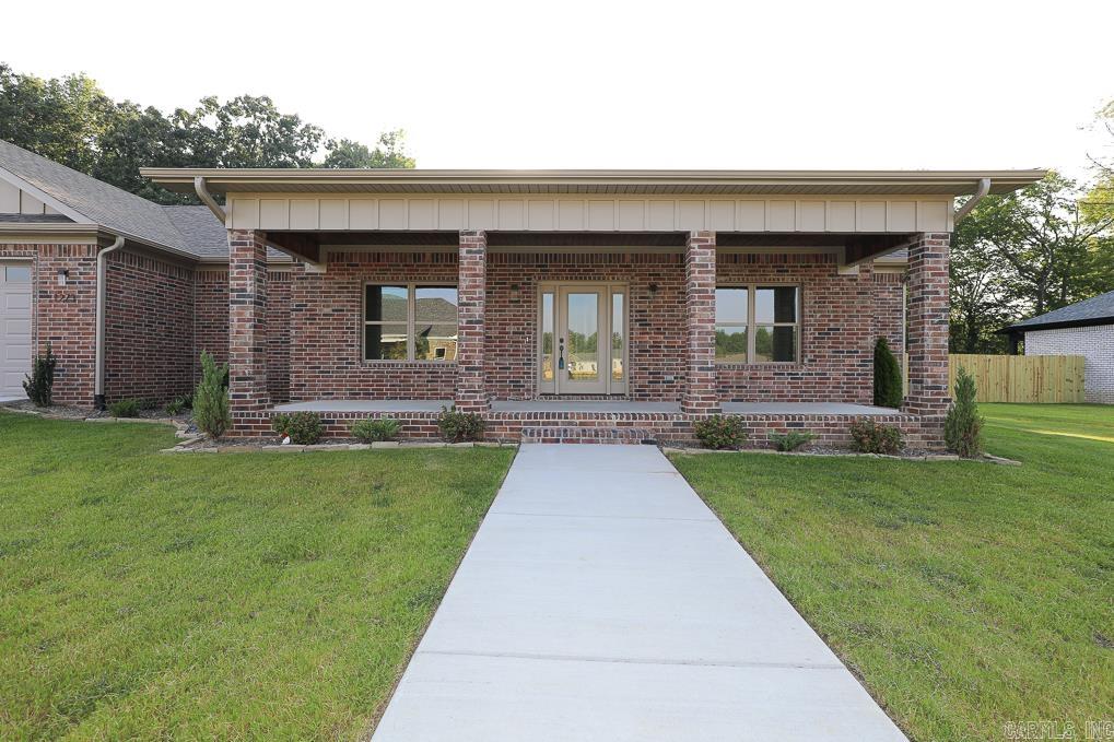 OLDE SALEM TOWNSHIP - Residential