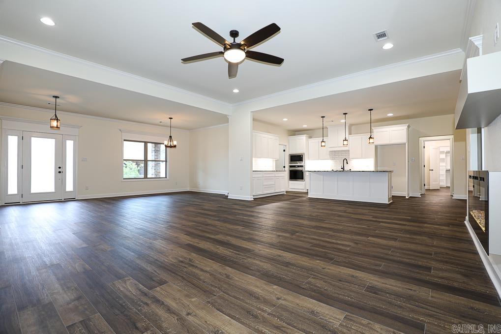 OLDE SALEM TOWNSHIP - Residential