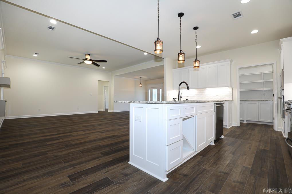 OLDE SALEM TOWNSHIP - Residential