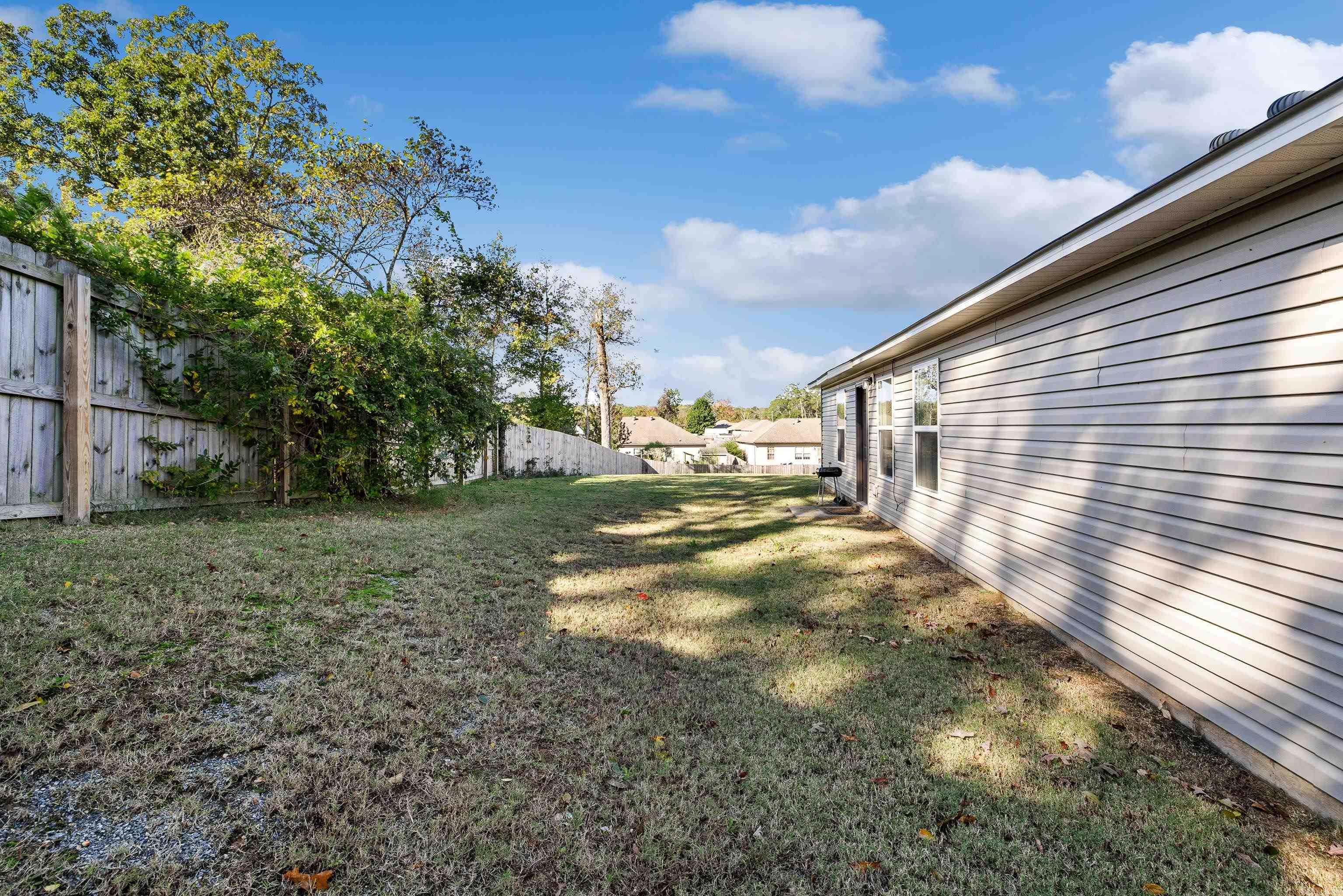 HILLDALE CROSSING - Residential