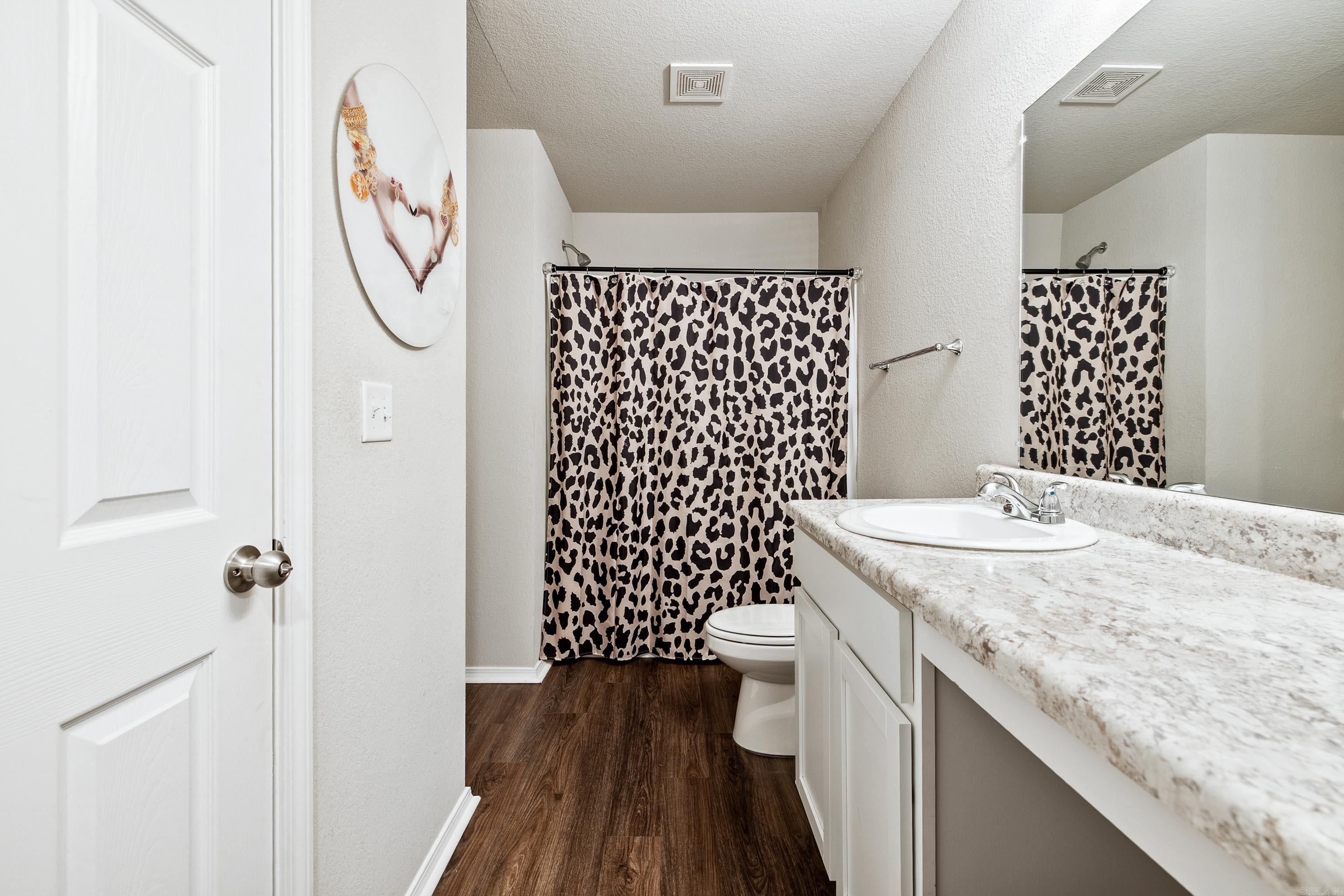 HILLDALE CROSSING - Residential