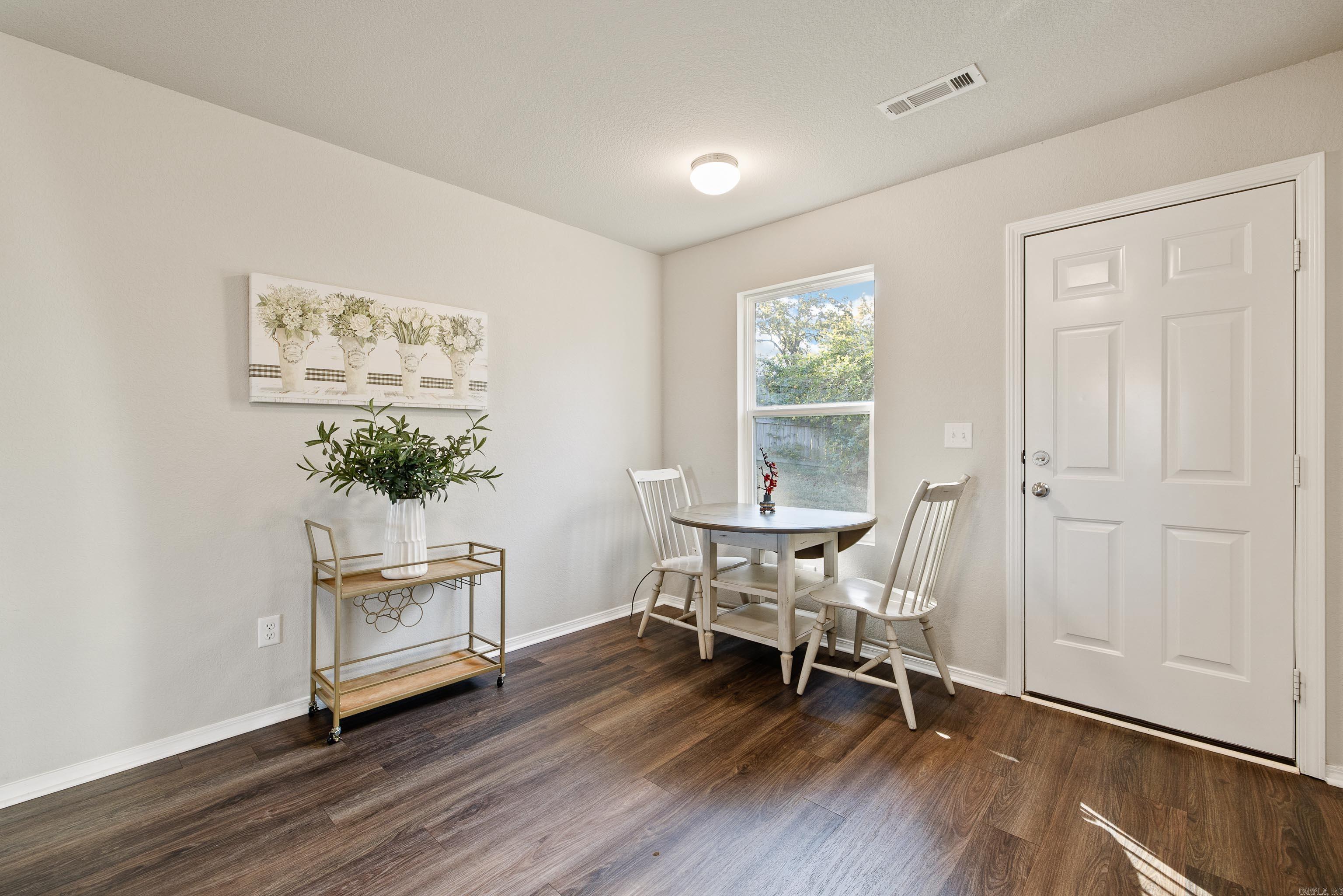 HILLDALE CROSSING - Residential