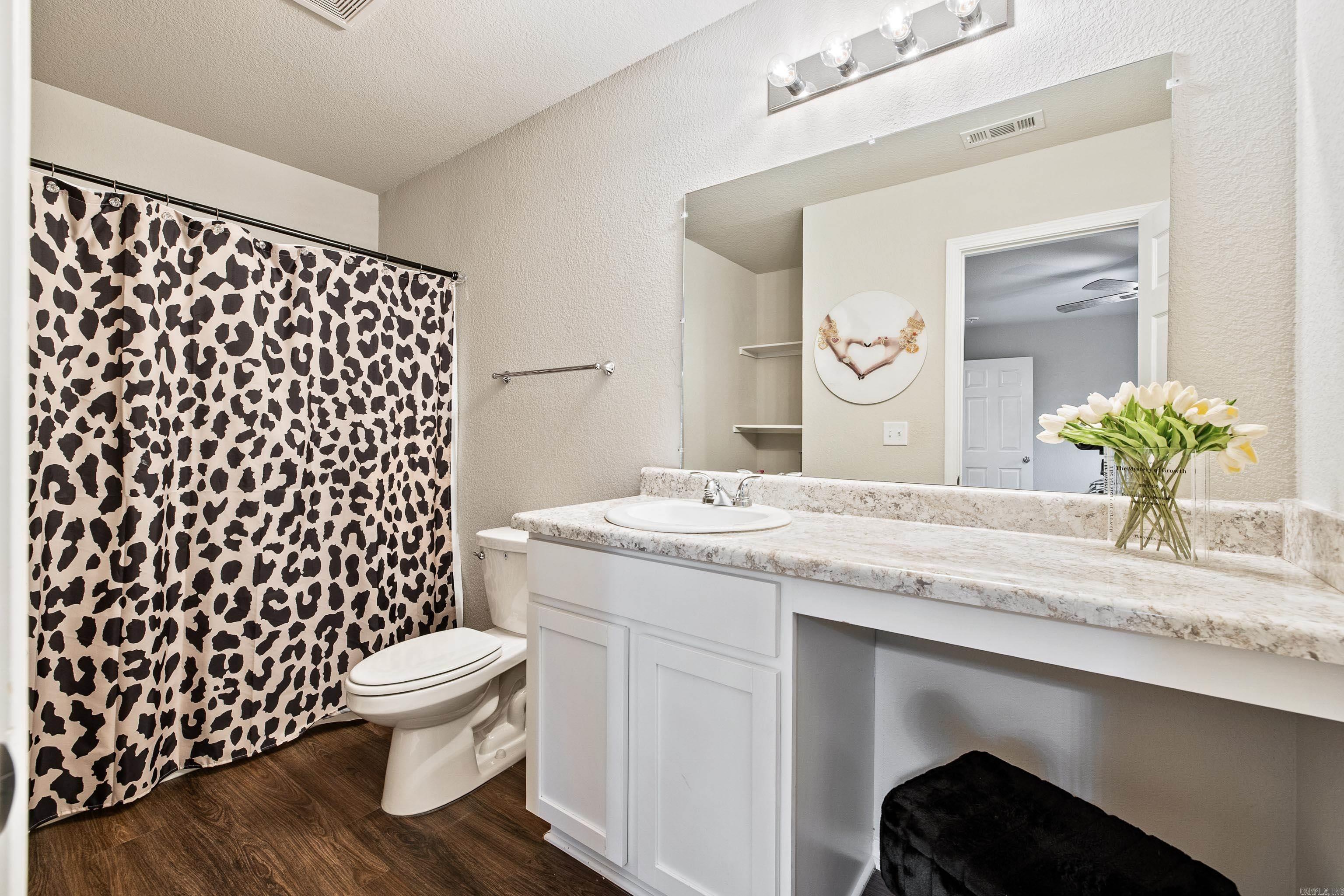 HILLDALE CROSSING - Residential