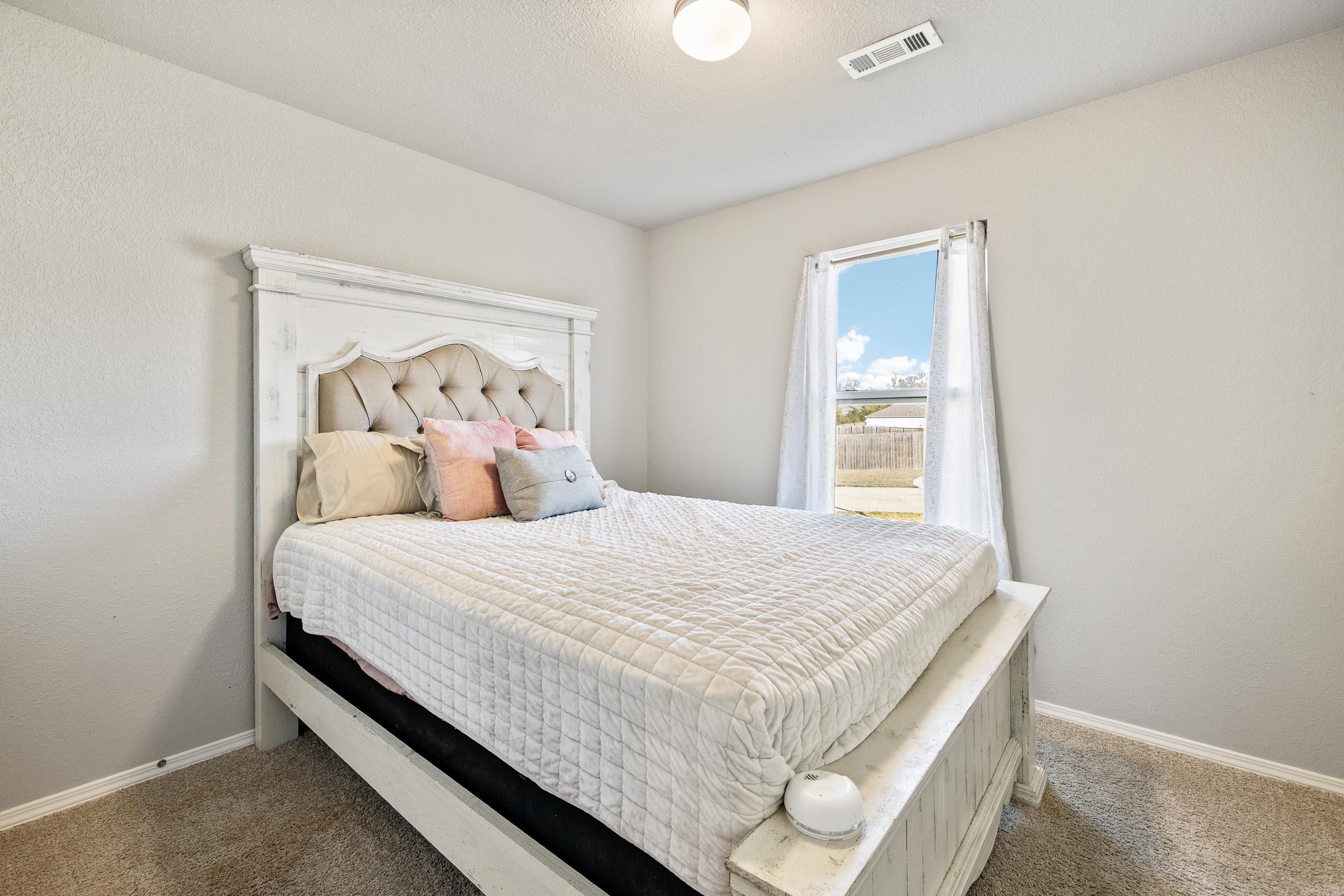 HILLDALE CROSSING - Residential