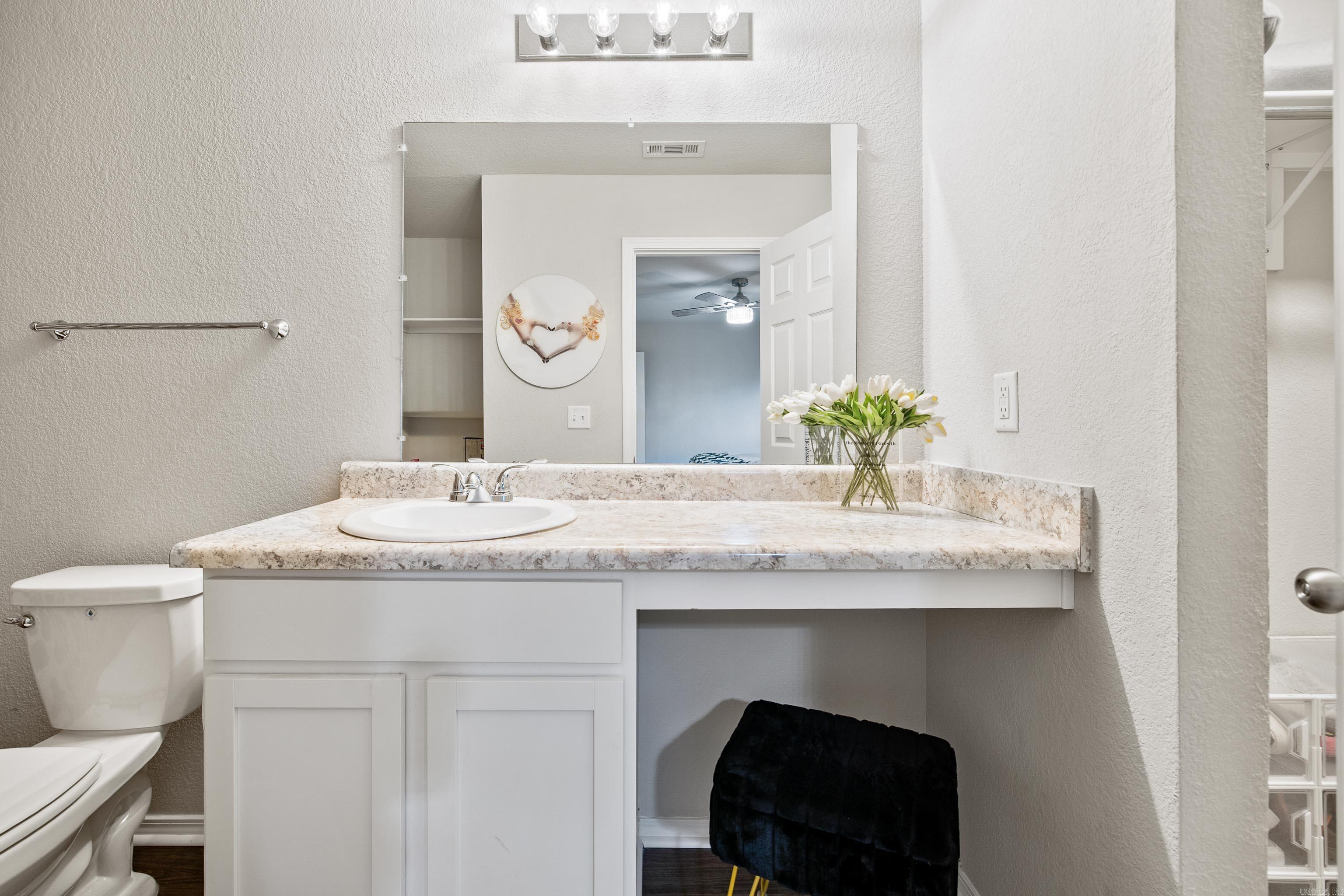 HILLDALE CROSSING - Residential