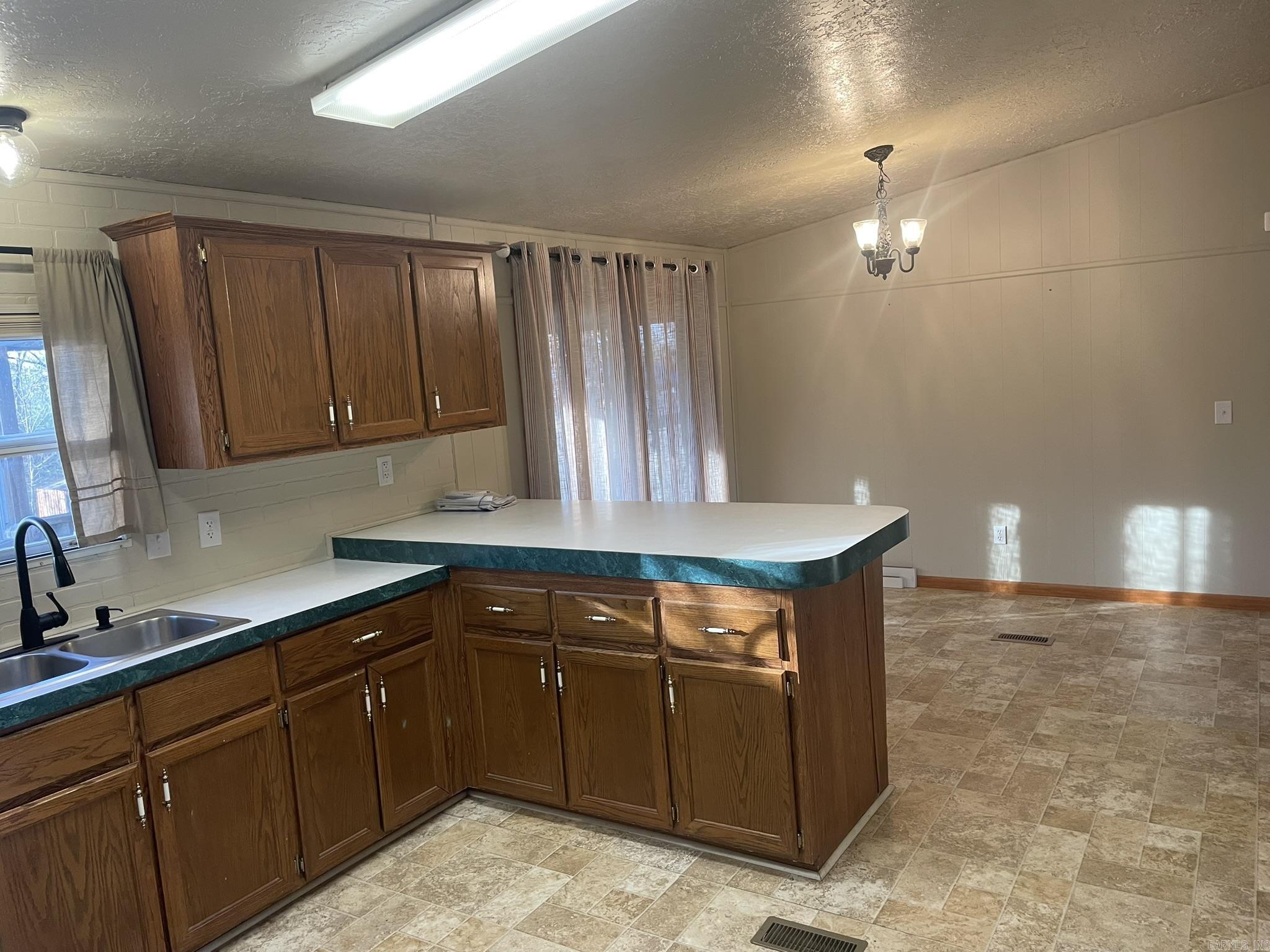 FAWNDALE - Residential