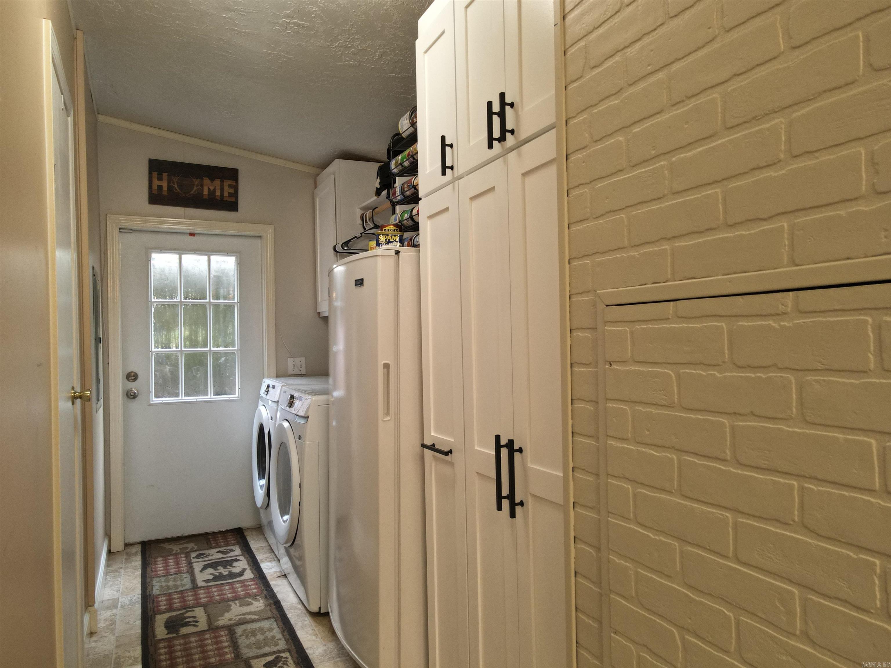 FAWNDALE - Residential