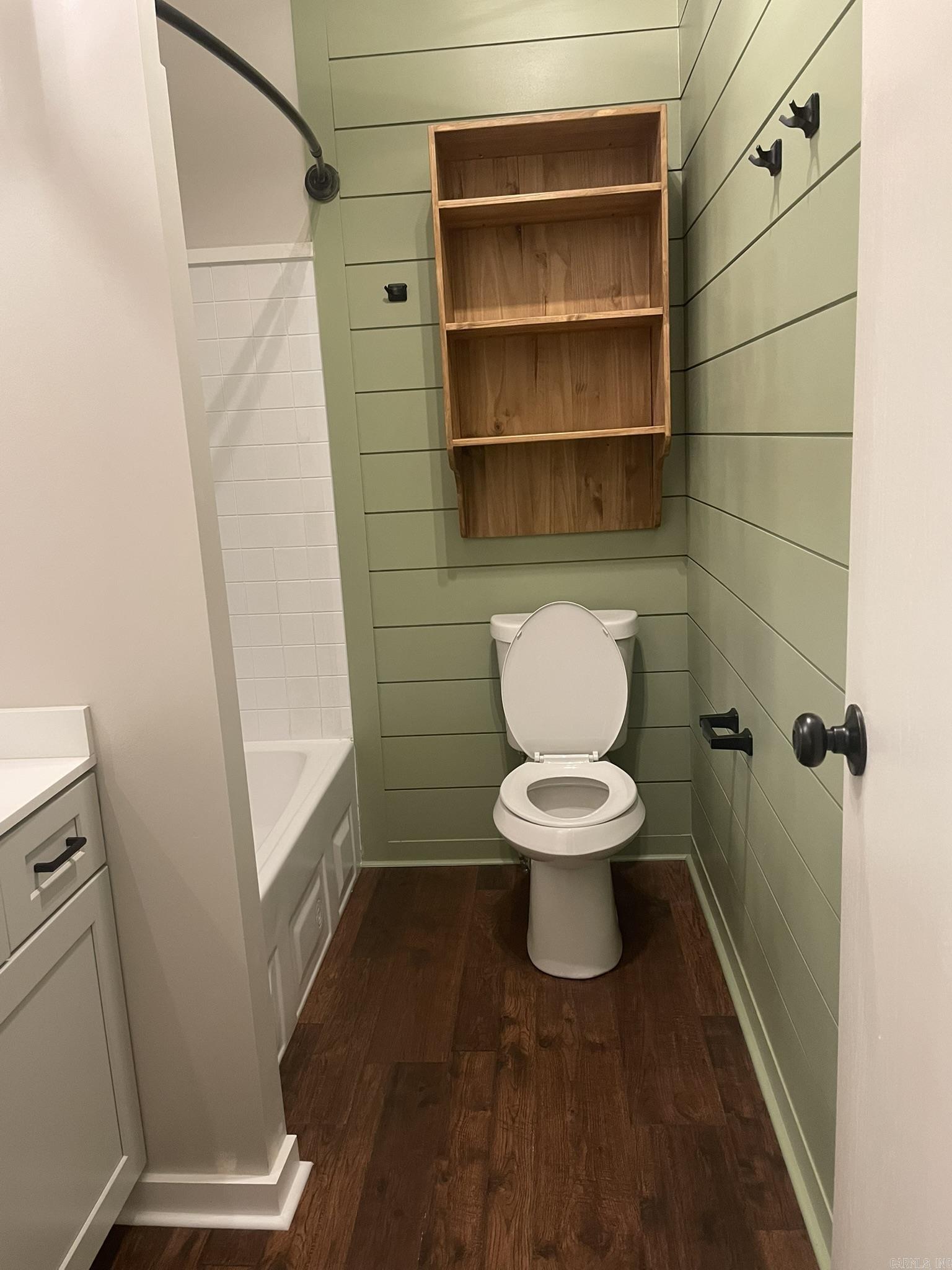 FAWNDALE - Residential