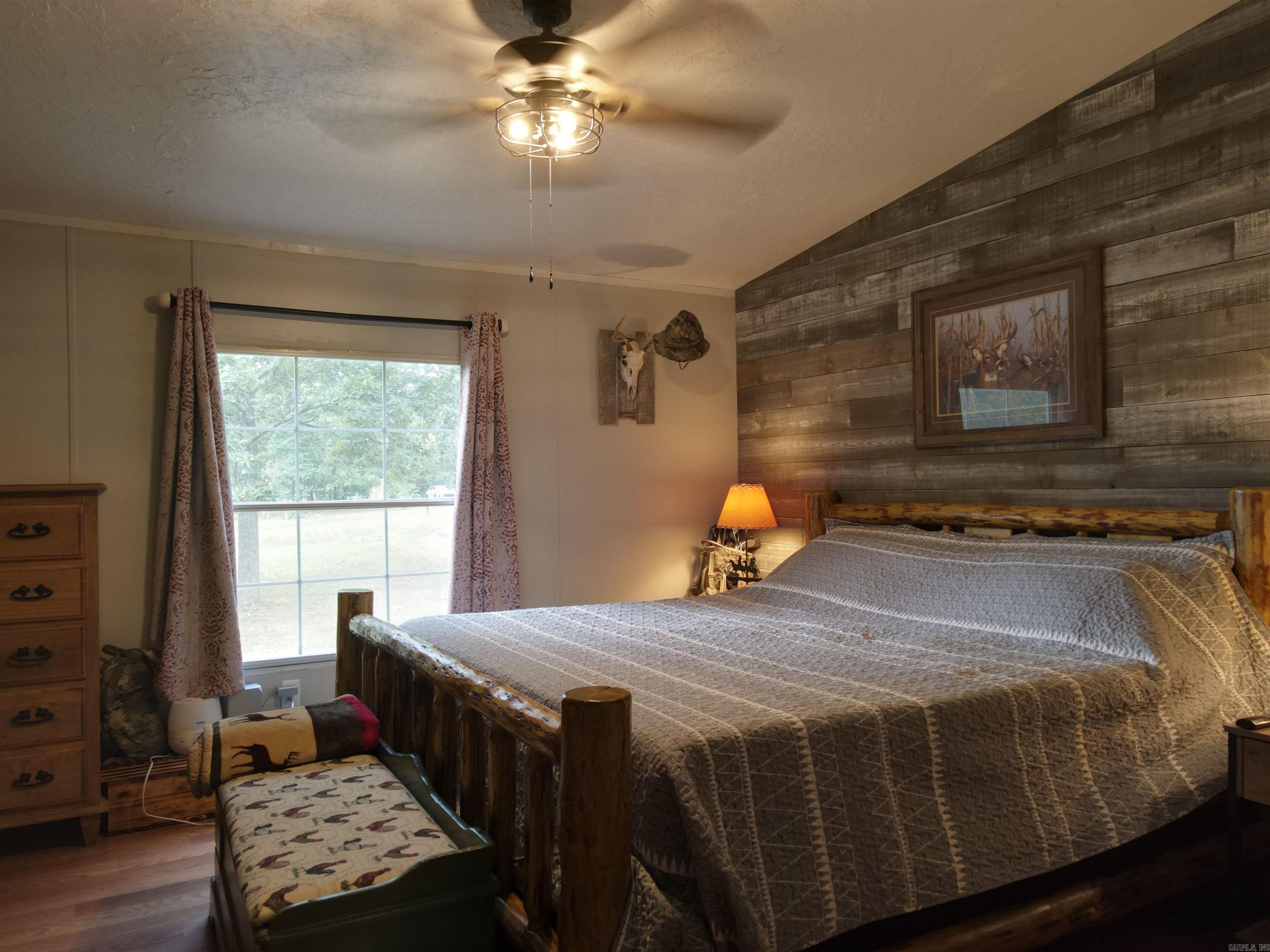 FAWNDALE - Residential