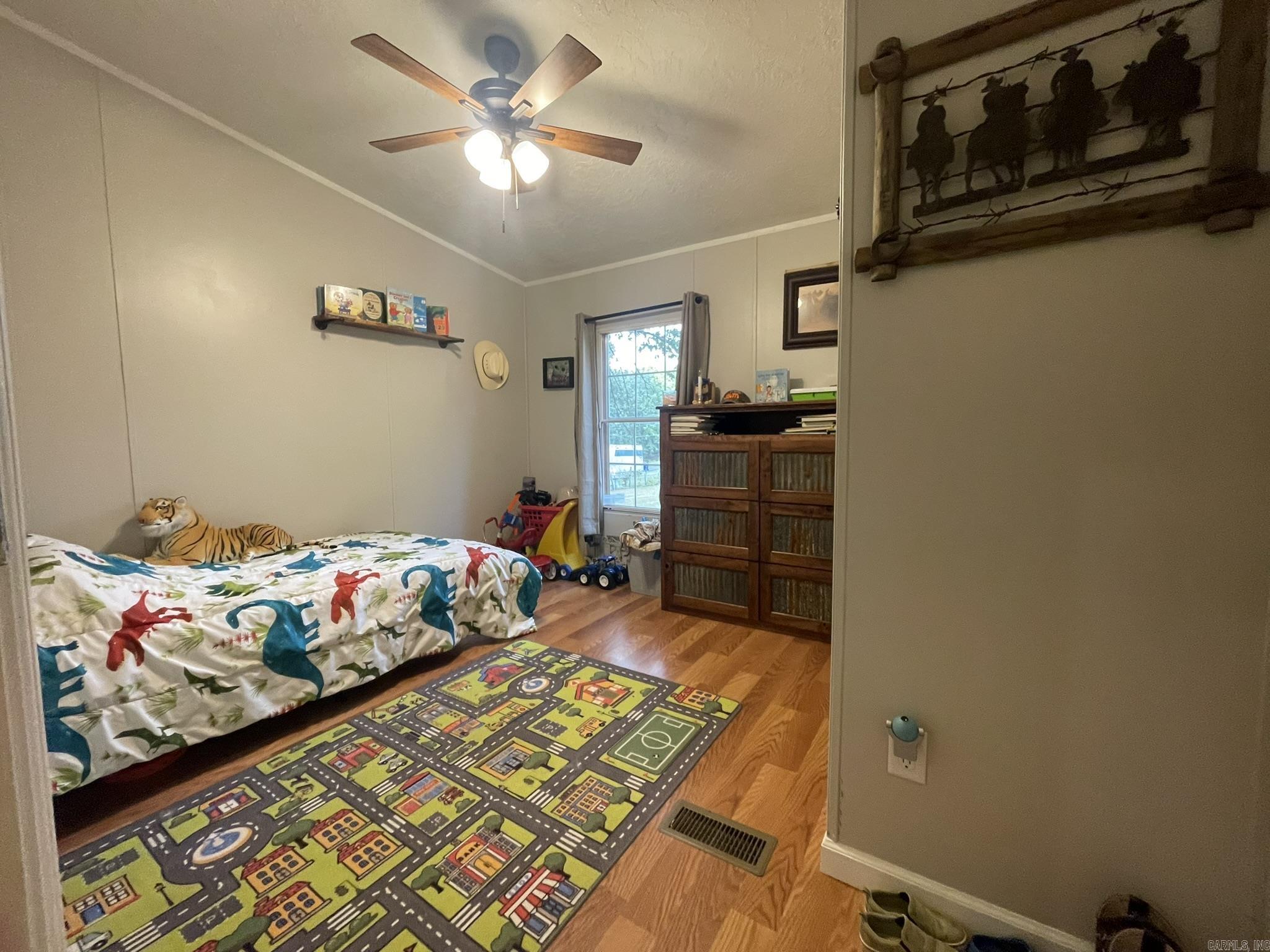 FAWNDALE - Residential