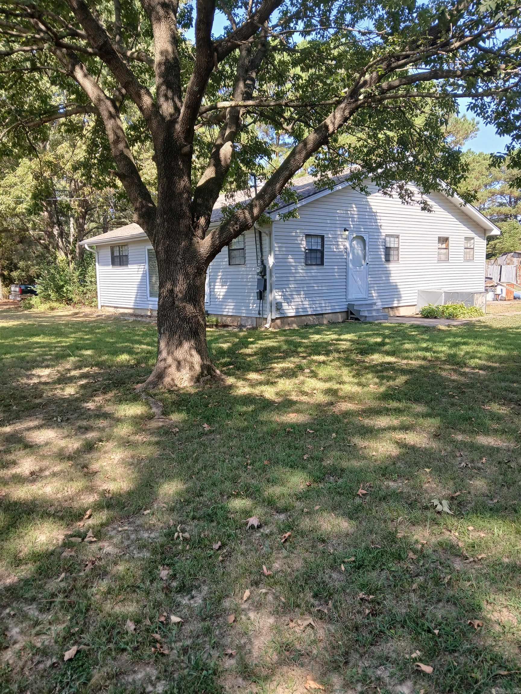 CHARMING 3BR 1 BATH C/H/A WITH LG LR, BR ON 1.06 ACRES. HOME HAS BEEN UPDATED HAS RURAL WATER.