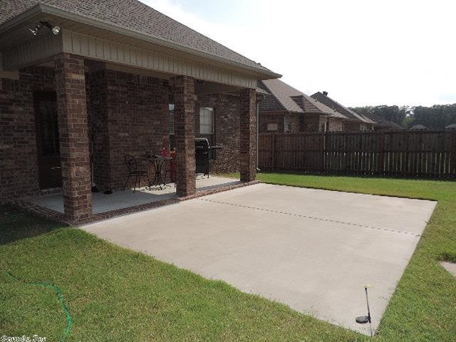 Oak Tree - Residential