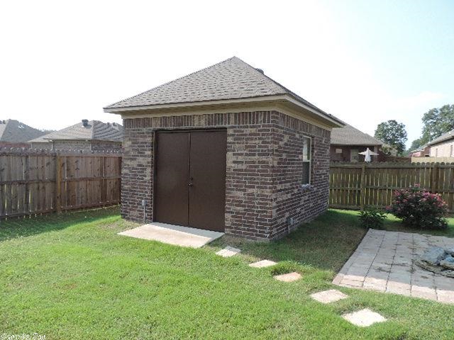 Oak Tree - Residential