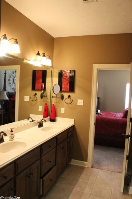 Oak Tree - Residential