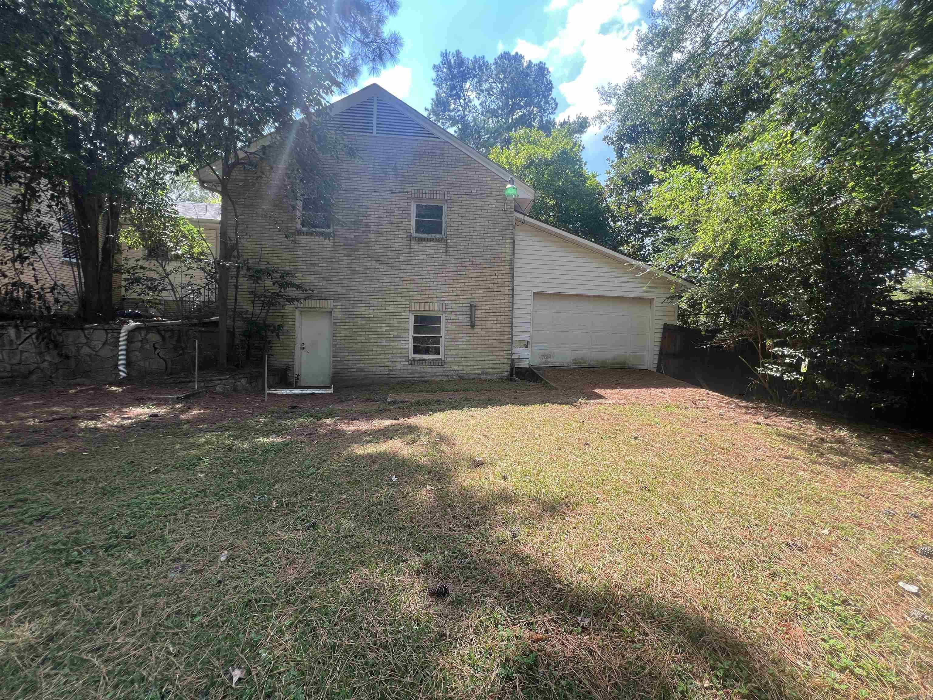 Mellors 3rd - Residential