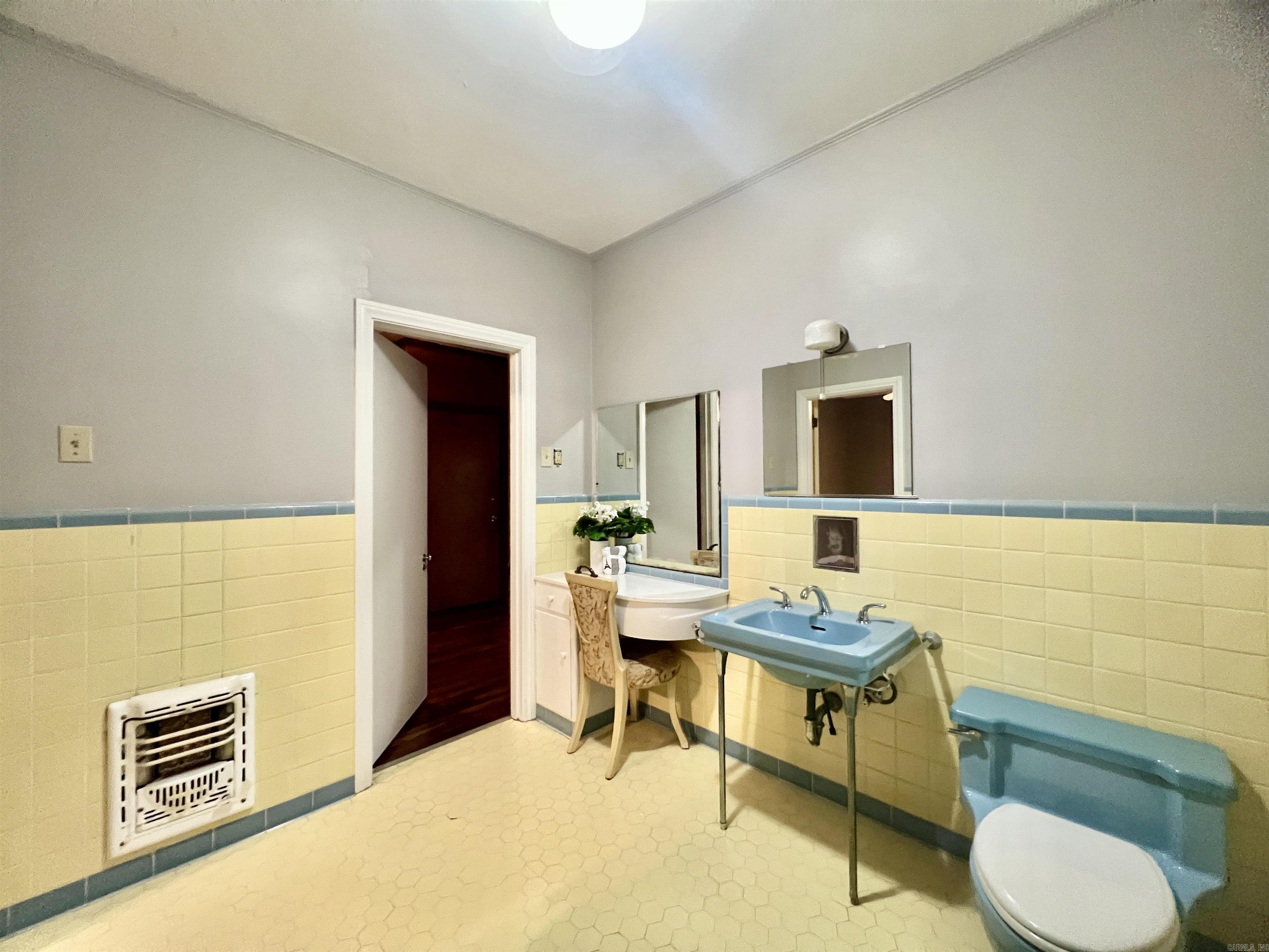 Mellors 3rd - Residential