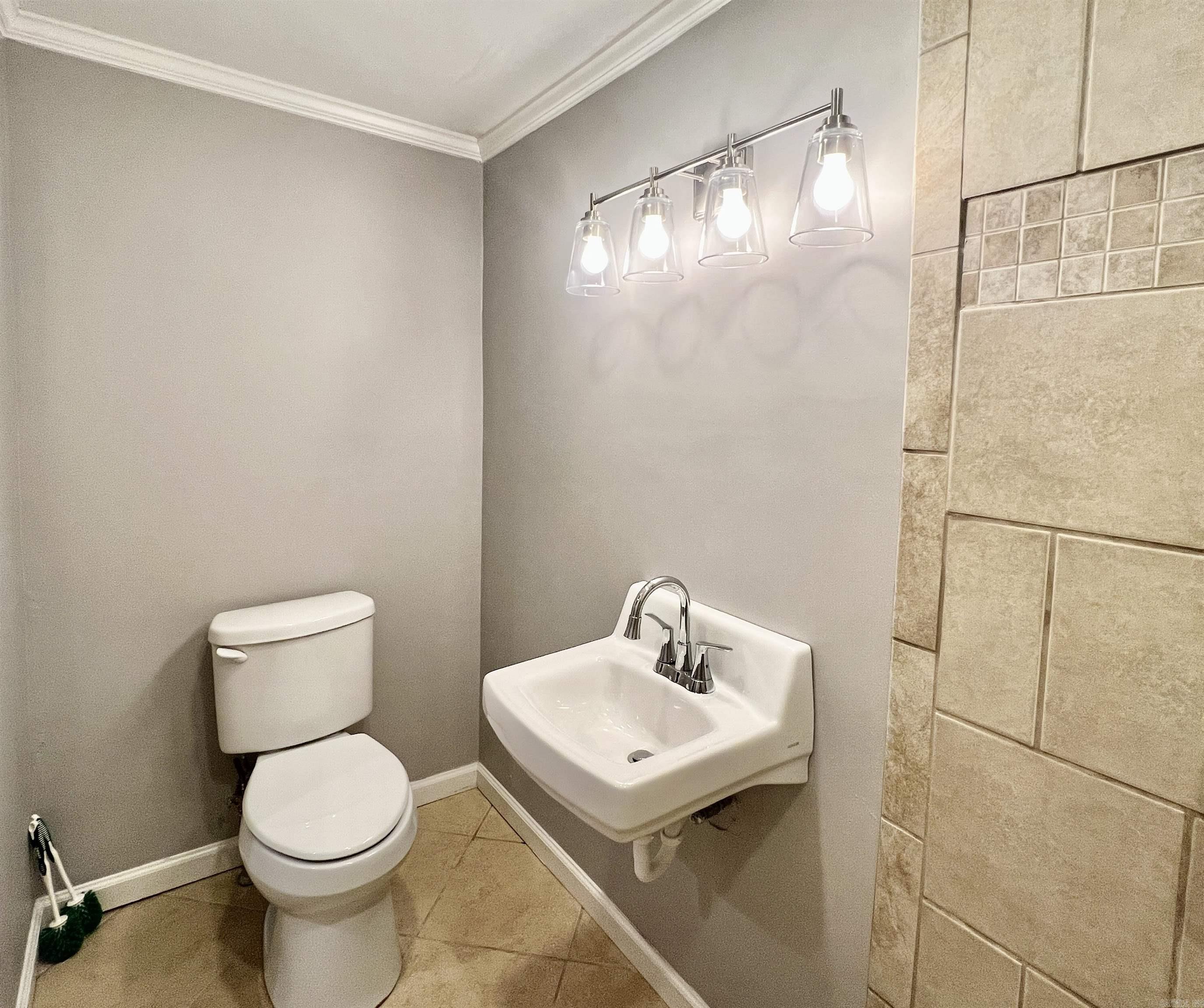 Mellors 3rd - Residential