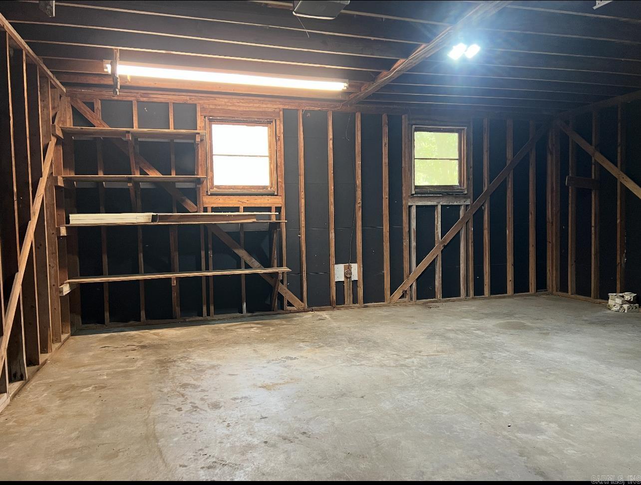 Mellors 3rd - Residential