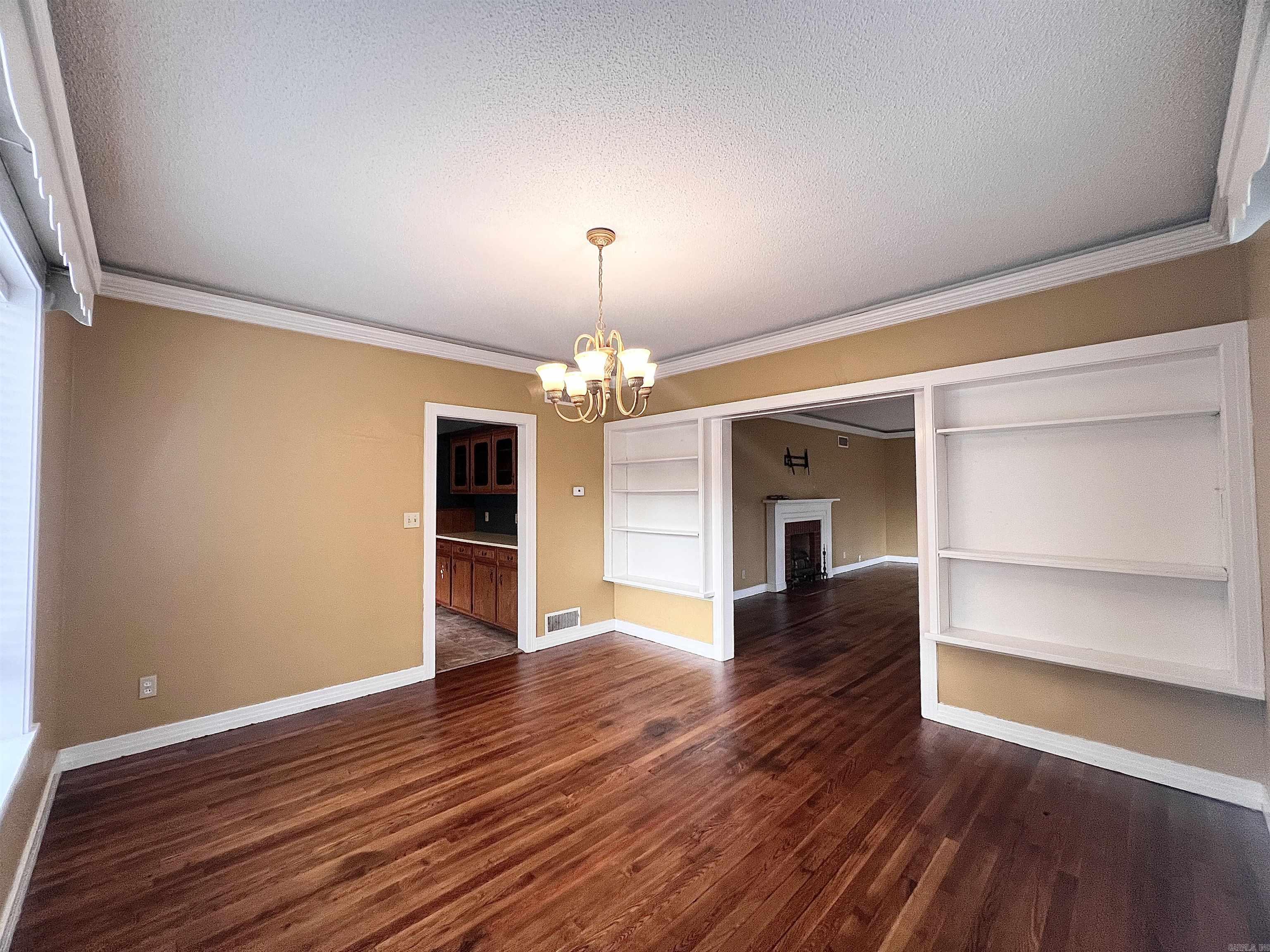 Mellors 3rd - Residential