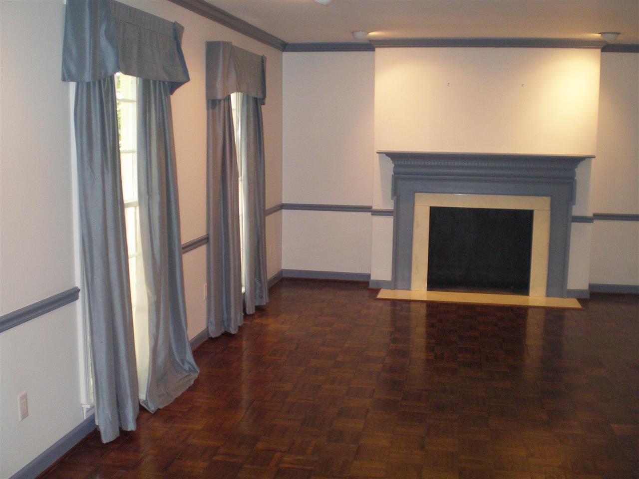 PLEASANT VALLEY - Residential