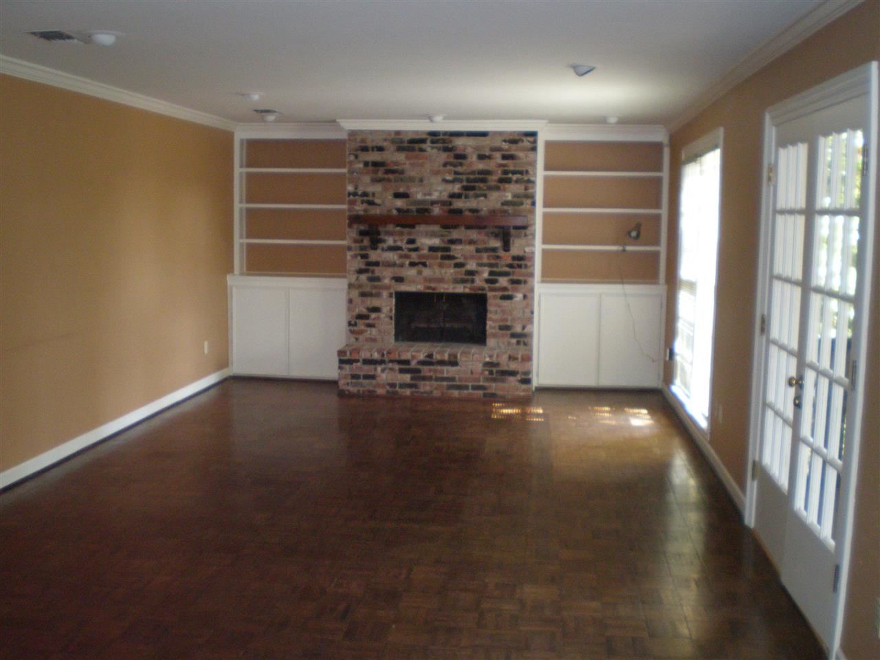 PLEASANT VALLEY - Residential