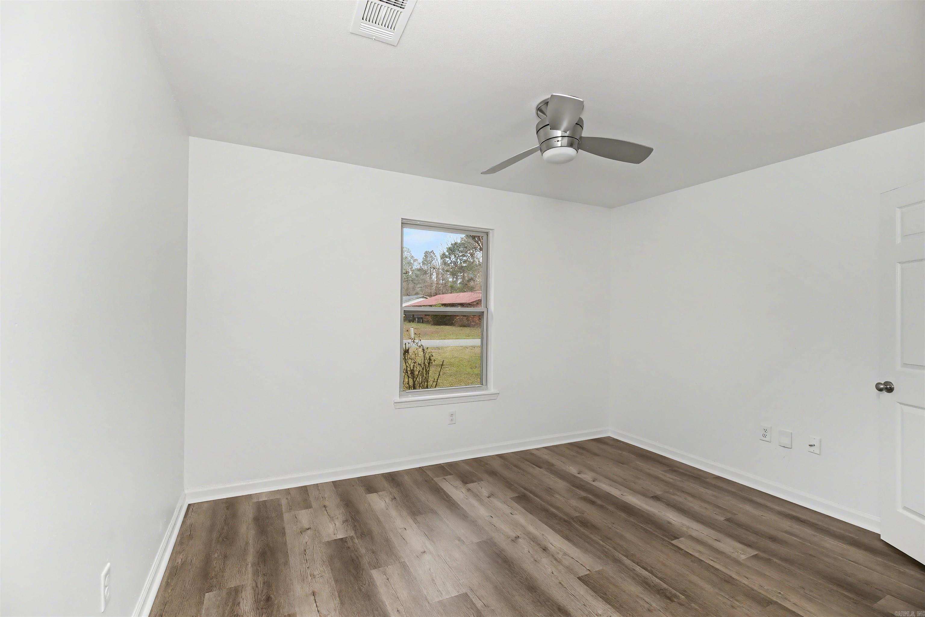 TANGLEWOOD HTS - Residential