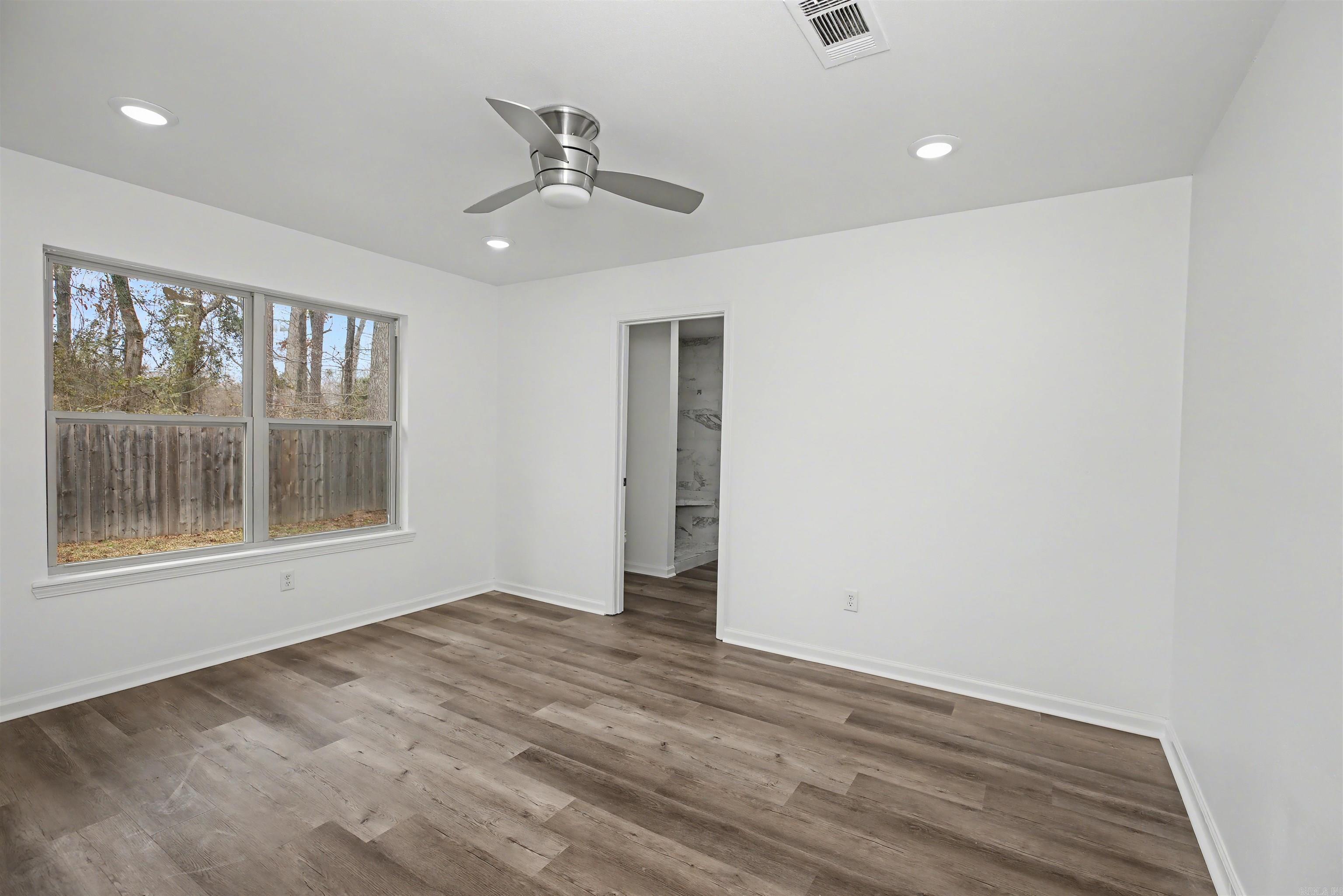 TANGLEWOOD HTS - Residential