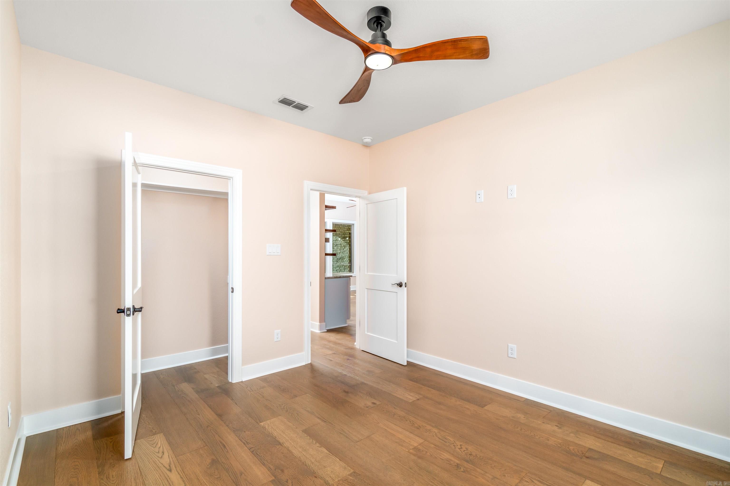 Isabella - Residential