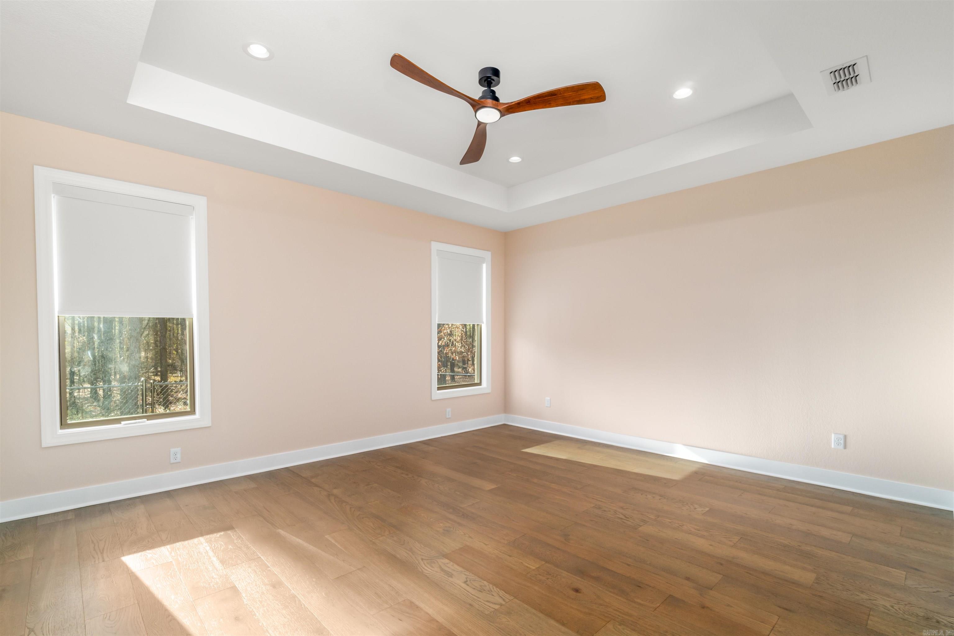 Isabella - Residential