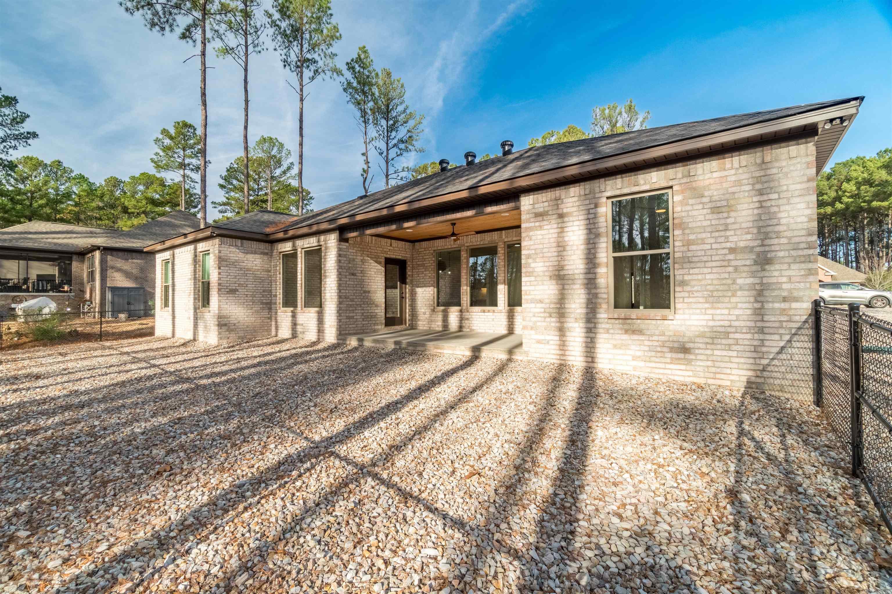 Isabella - Residential