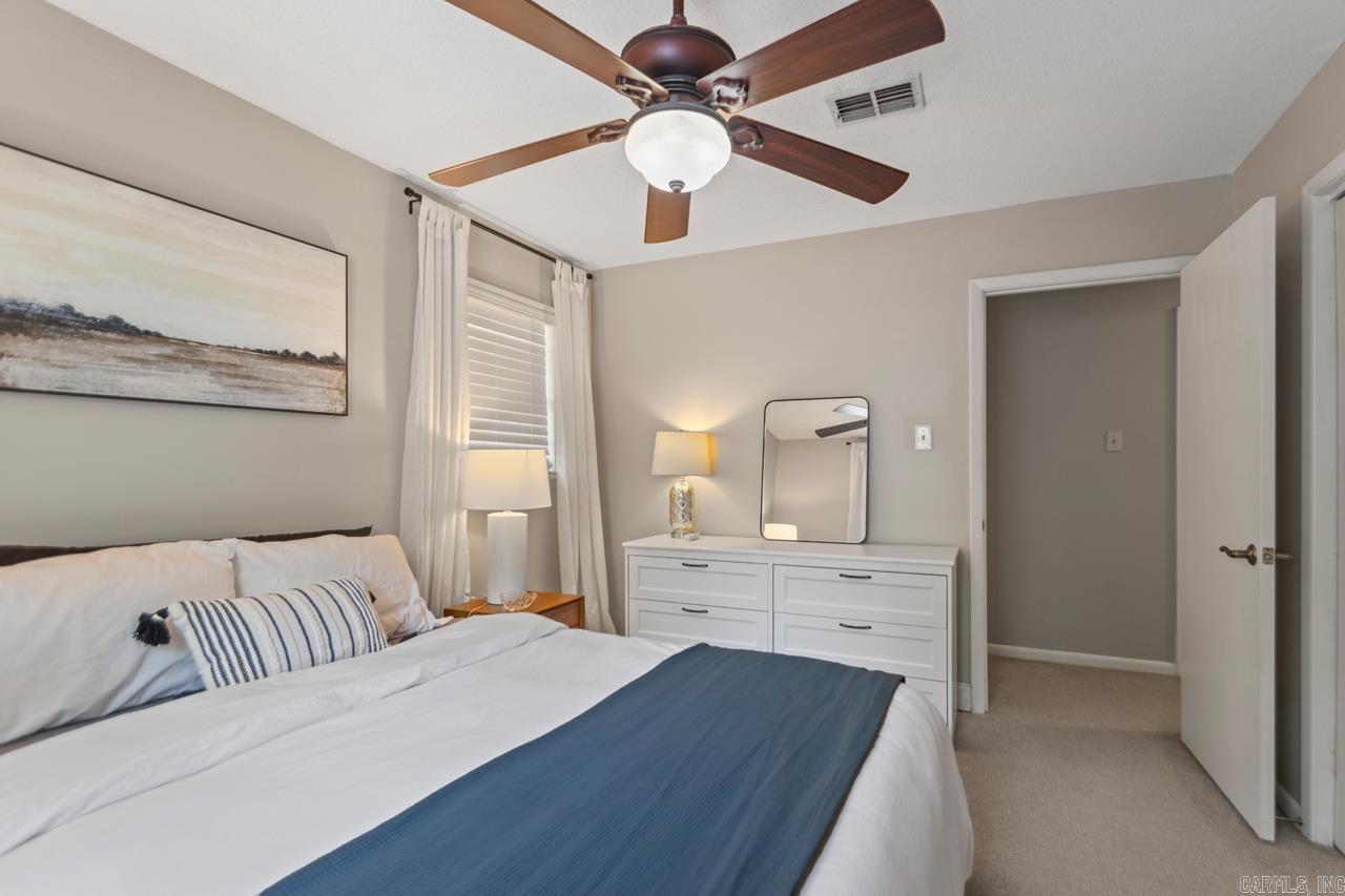 STURBRIDGE - Residential